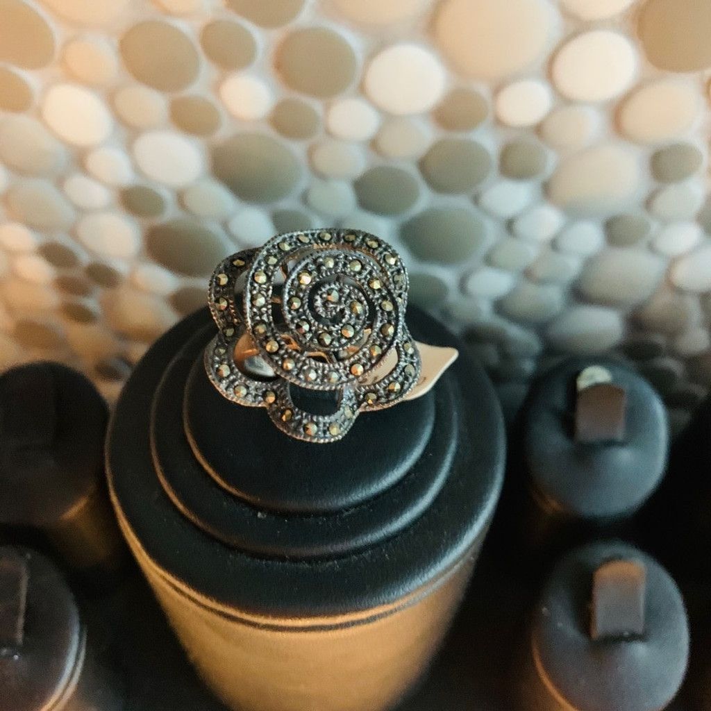 Other Sterling Silver Flower Ring with CZ size 8 Size ONE SIZE - 1 Thumbnail