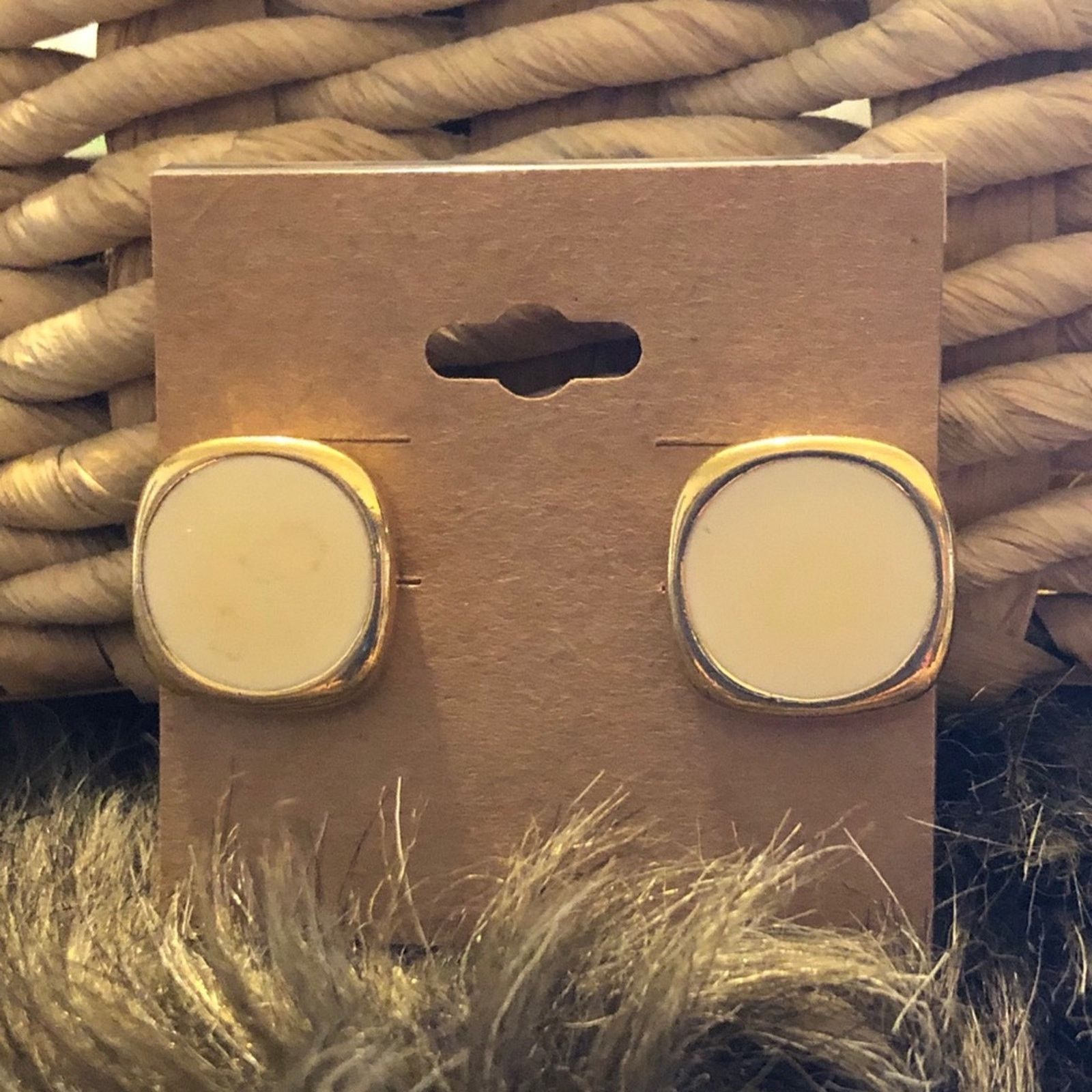 Vintage Vintage Napier cream enamel gold tone earrings Size ONE SIZE - 1 Thumbnail
