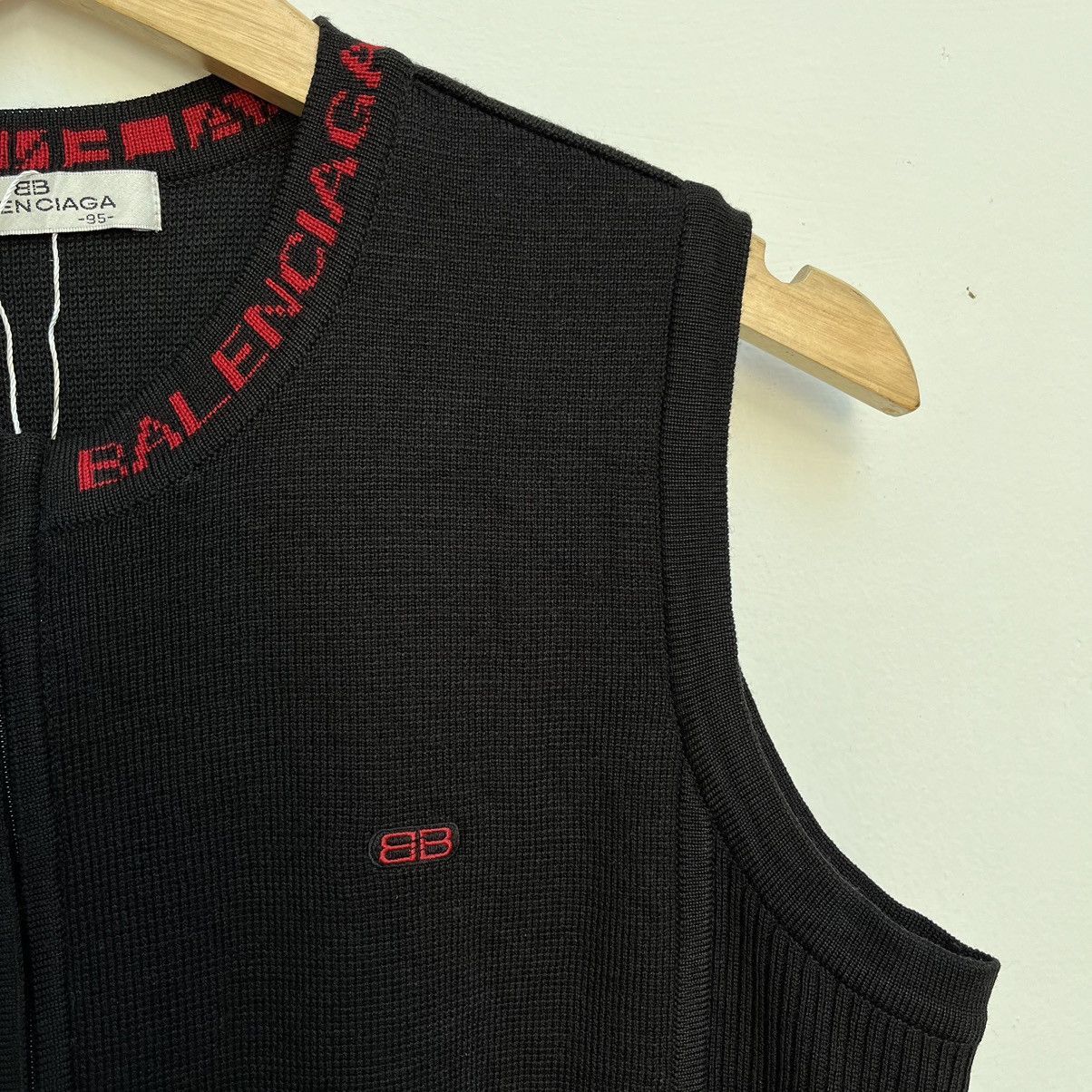 Balenciaga Balenciaga Paris Knitwear Big Logo / Script Unisex Size US M / EU 48-50 / 2 - 4 Thumbnail