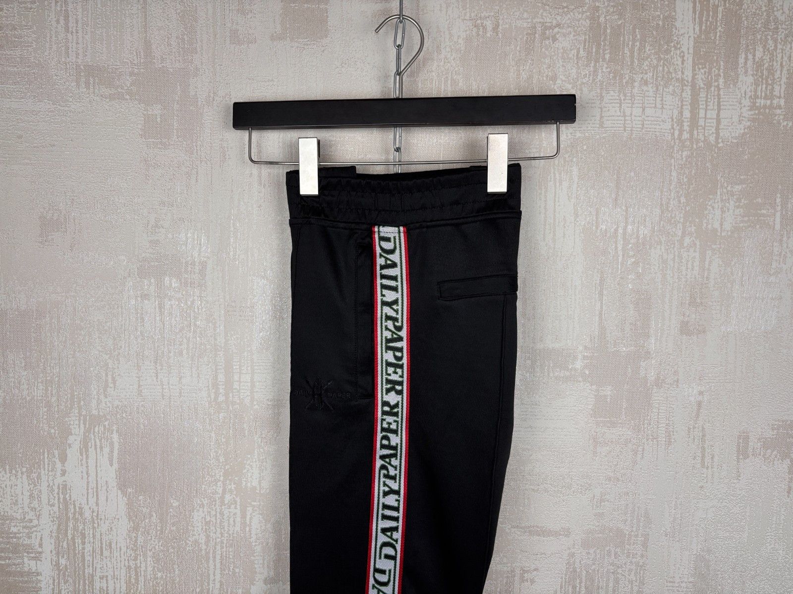 Daily Paper Daily Paper Tape Logo Sweatpants Track Pants Size US 28 / EU 44 - 14 Thumbnail