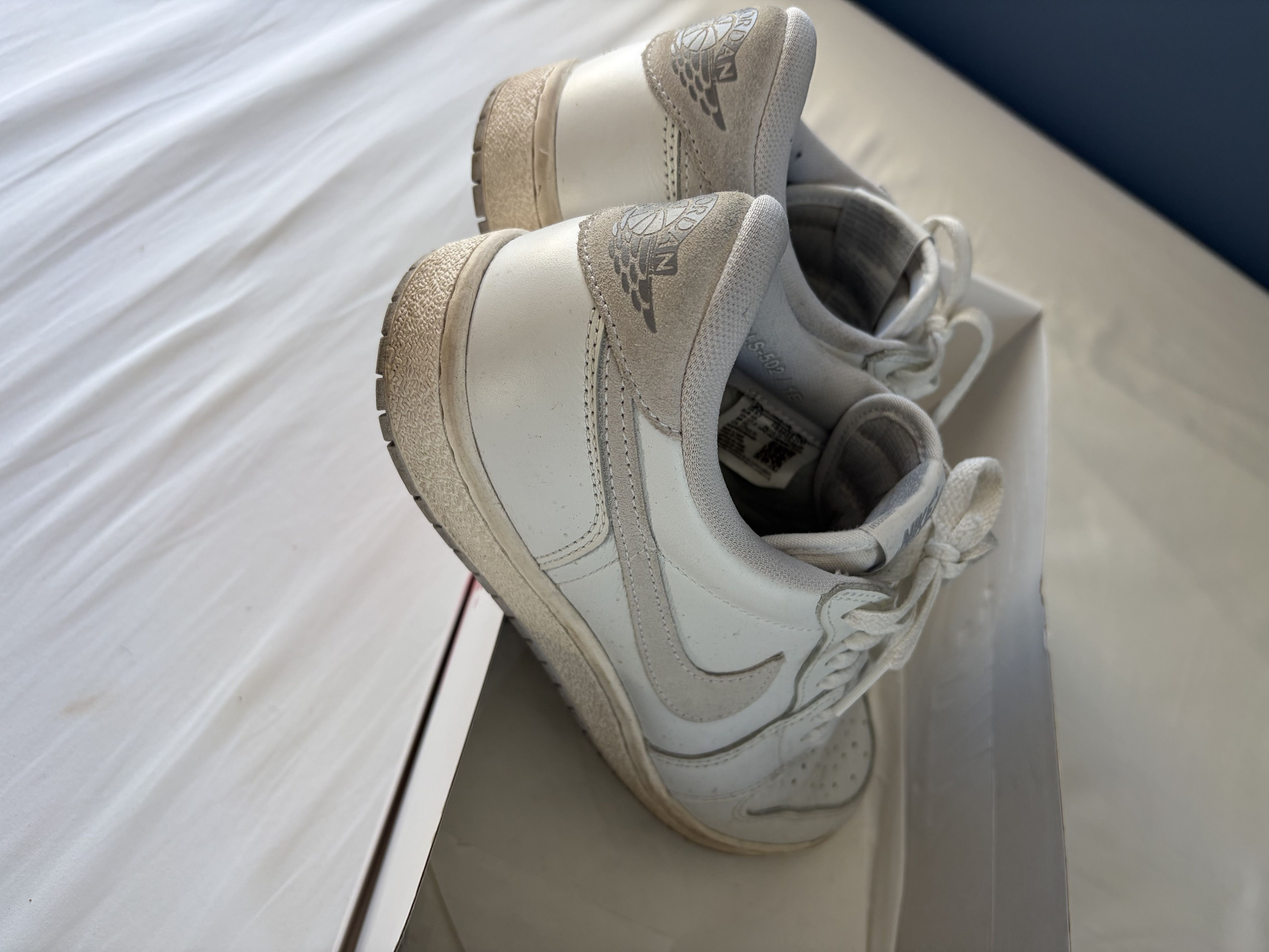 Nike Air Jordan 1 Low - Neutral Grey (2021) Size US 9.5 / EU 42-43 - 7 Thumbnail