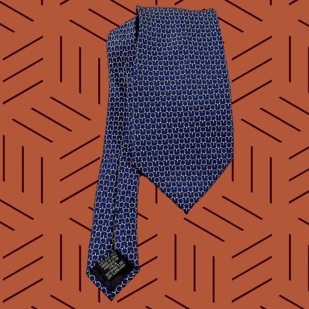 Vintage VINTAGE BEAUFORT Tie Mens 100% Silk Blue Yellow Equestrian The Rack Dress Regular Italy Size ONE SIZE - 1 Thumbnail
