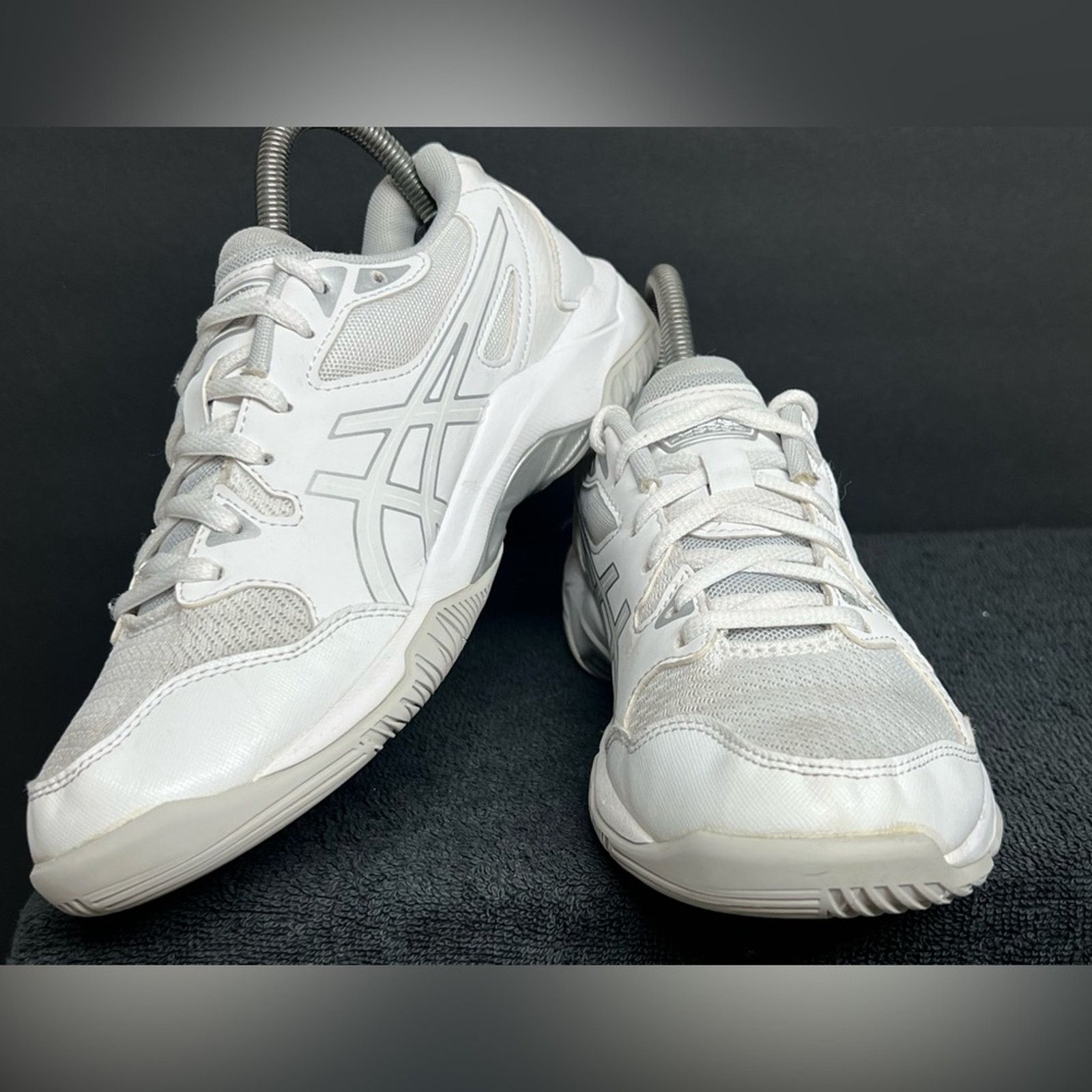Asics Asics Gel Rocket Women's Tennis Pickleball Running Shoes Size US 7.5 / IT 37.5 - 6 Thumbnail