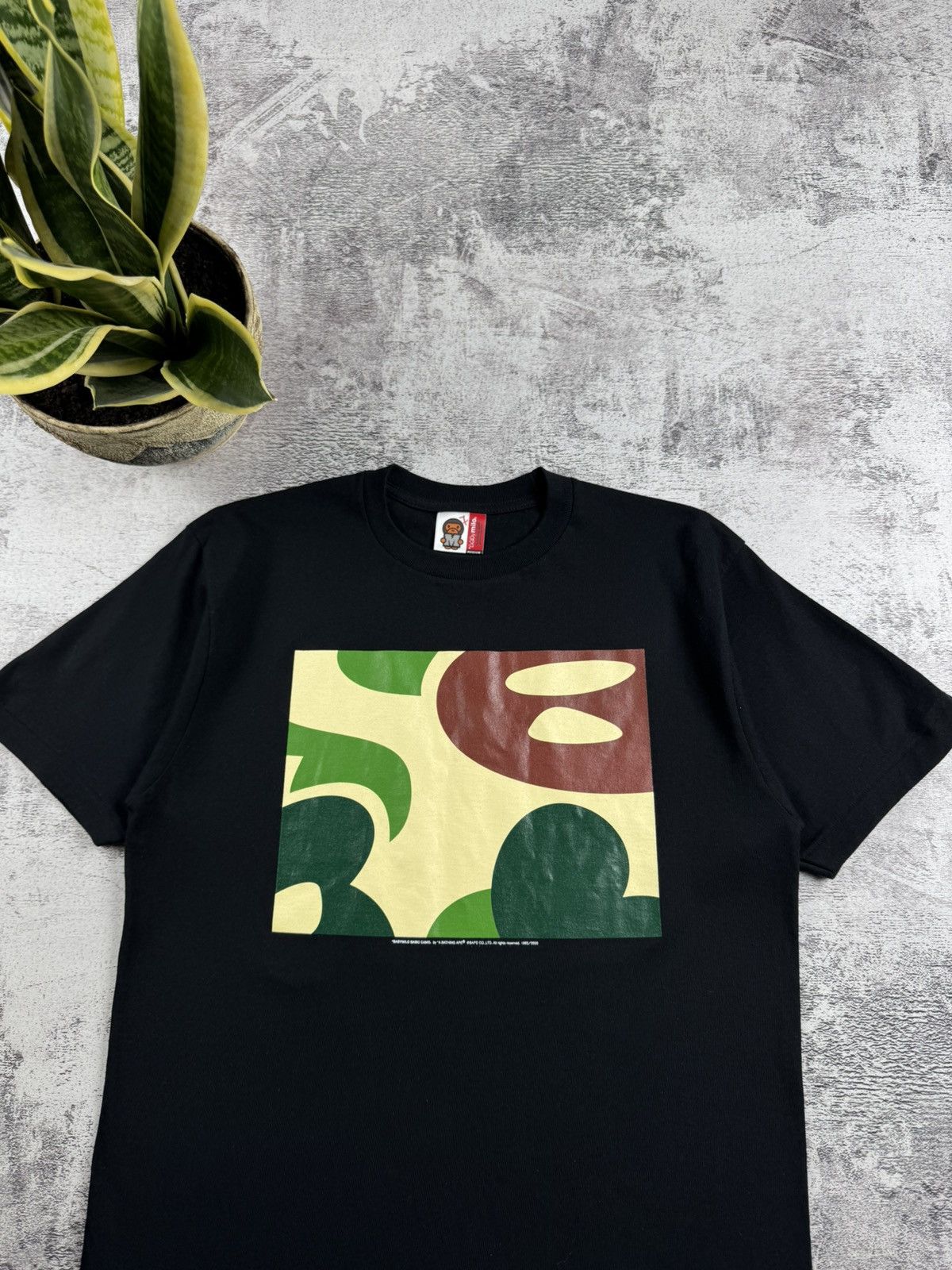 Bape Baby Milo by bathing ape 1993/2006 Hip Hop Camo T Shirt Tee Size US M / EU 48-50 / 2 - 5 Thumbnail