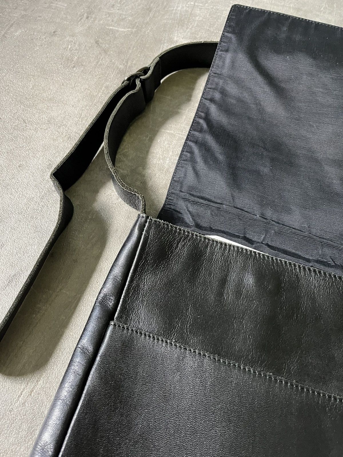 Jean Paul Gaultier Jean Paul Gaultier 1999 Angel shoulder bag leather black Size ONE SIZE - 9 Thumbnail