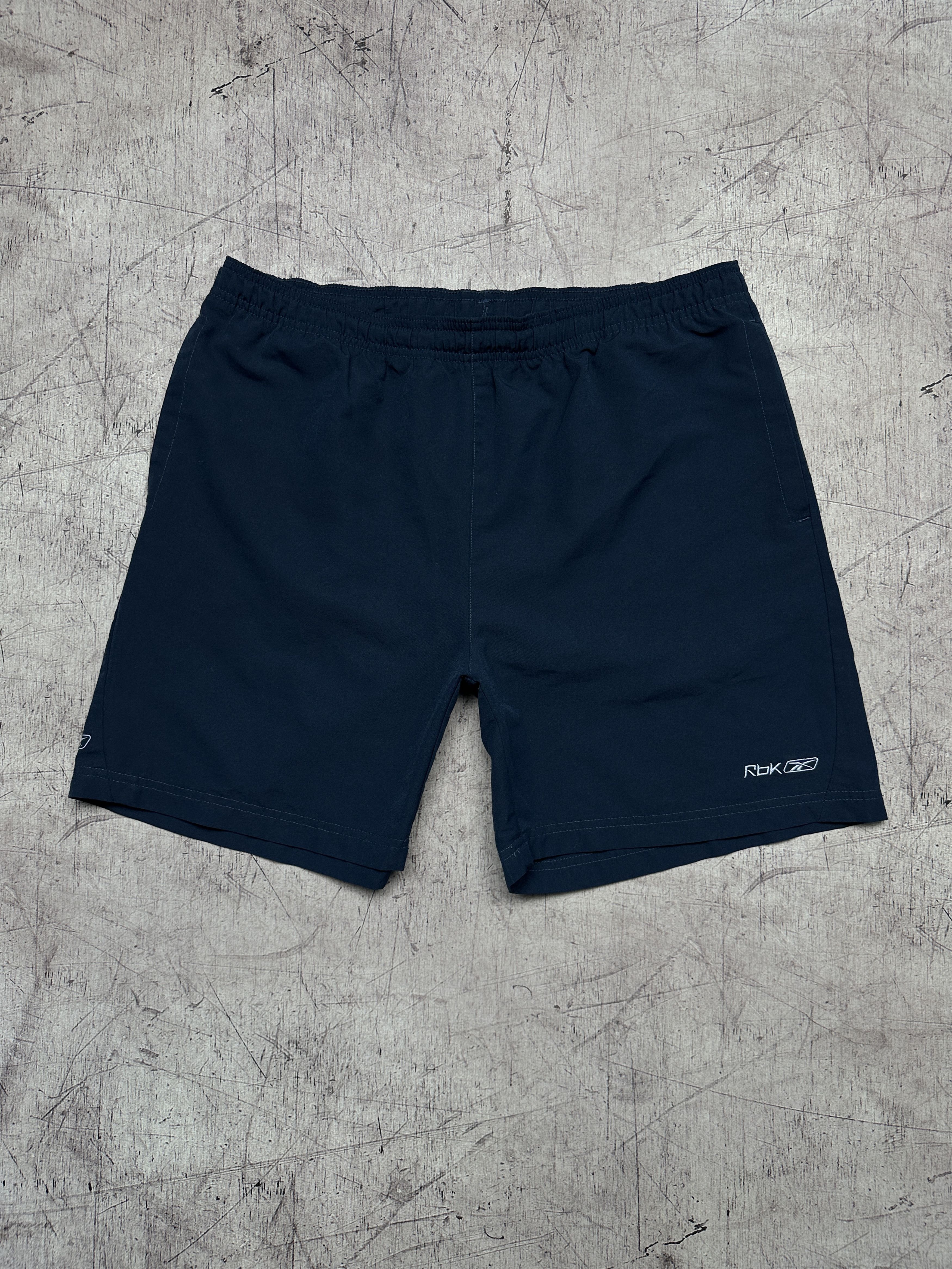 Reebok Reebok Vintage Mens Nylon Shorts Size US 32 / EU 48 - 1 Thumbnail