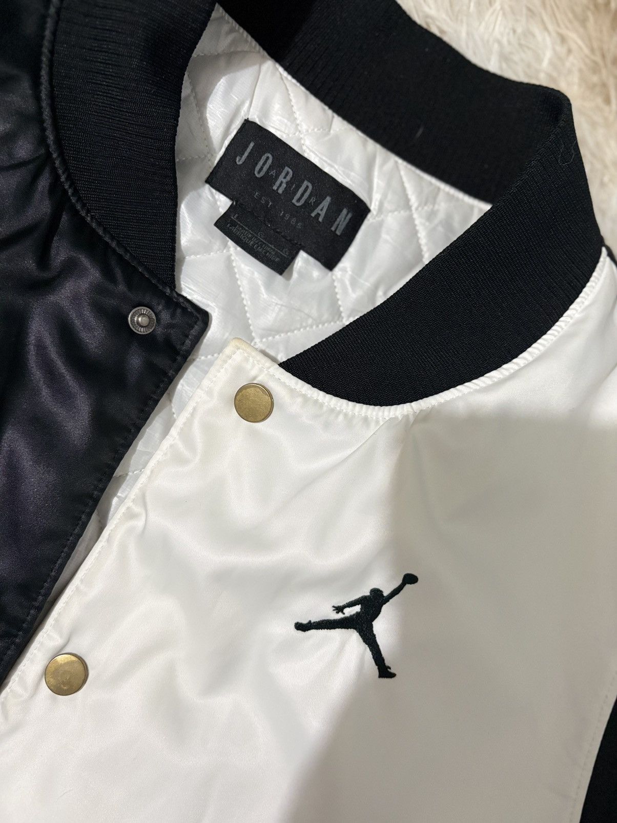 Jordan Brand Nike Legacy Jordan 11 Concord Black White Bomber Jacket Size US L / EU 52-54 / 3 - 8 Thumbnail