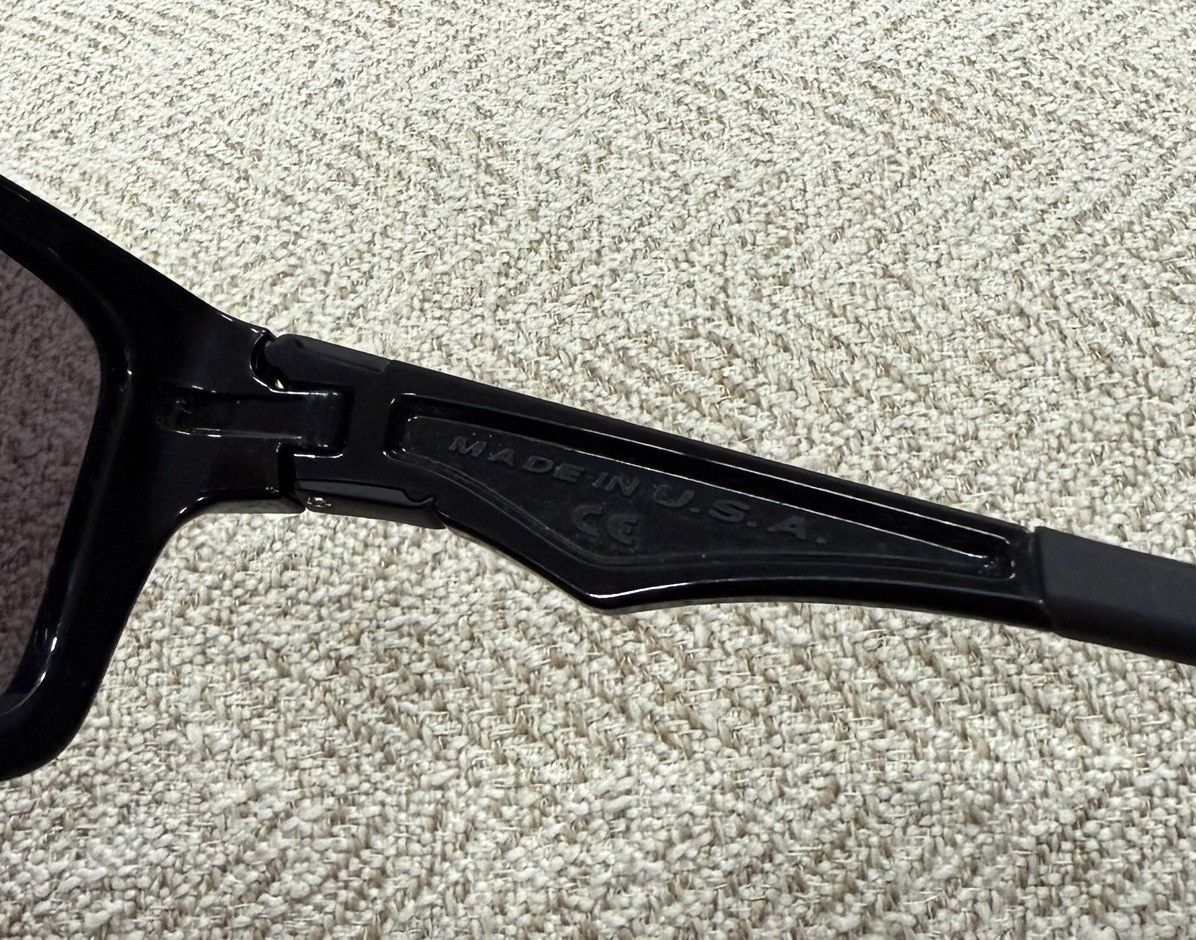 Oakley Vintage Oakley Black Sunglasses made in USA Size ONE SIZE - 8 Thumbnail
