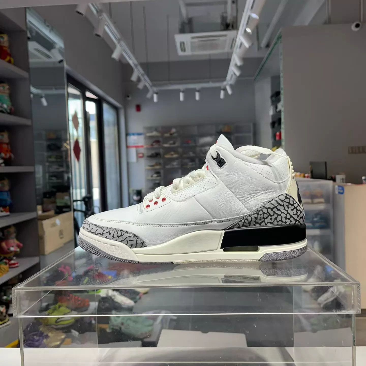 Nike AJ3 White Cement 42 US 9/10 Size US 9 / EU 42 - 6 Thumbnail