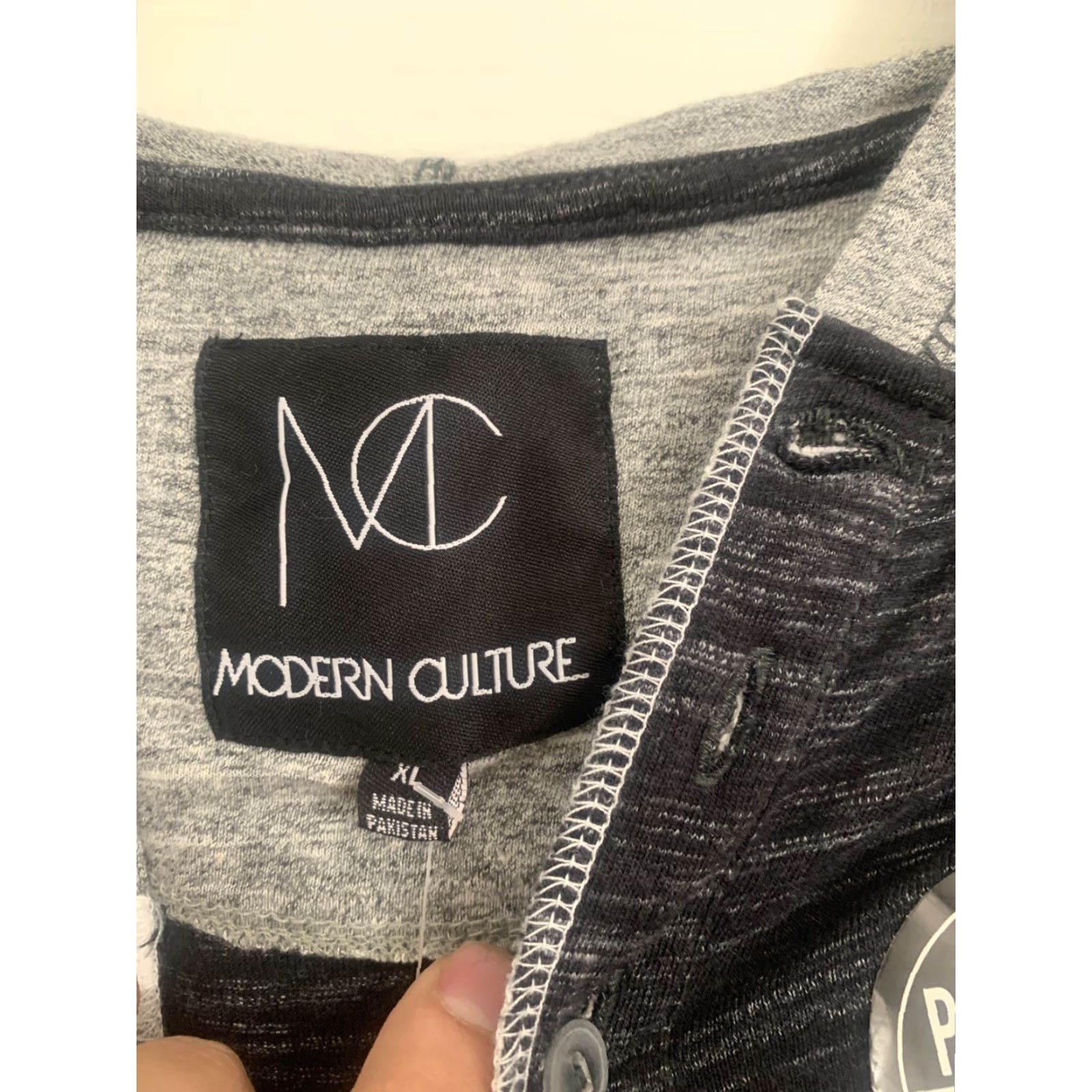 Vintage VINTAGE? No - (excluded) Modern Culture Hoodie Shirt Long Sleeve XL Gray Mens Pullover Hooded All Seasons Button Cotton Size US XL / EU 56 / 4 - 4 Thumbnail
