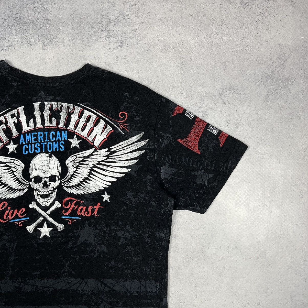 Affliction Vintage Affliction Y2K All Over Print Skulls T Shirt 00’s Size US M / EU 48-50 / 2 - 15 Thumbnail