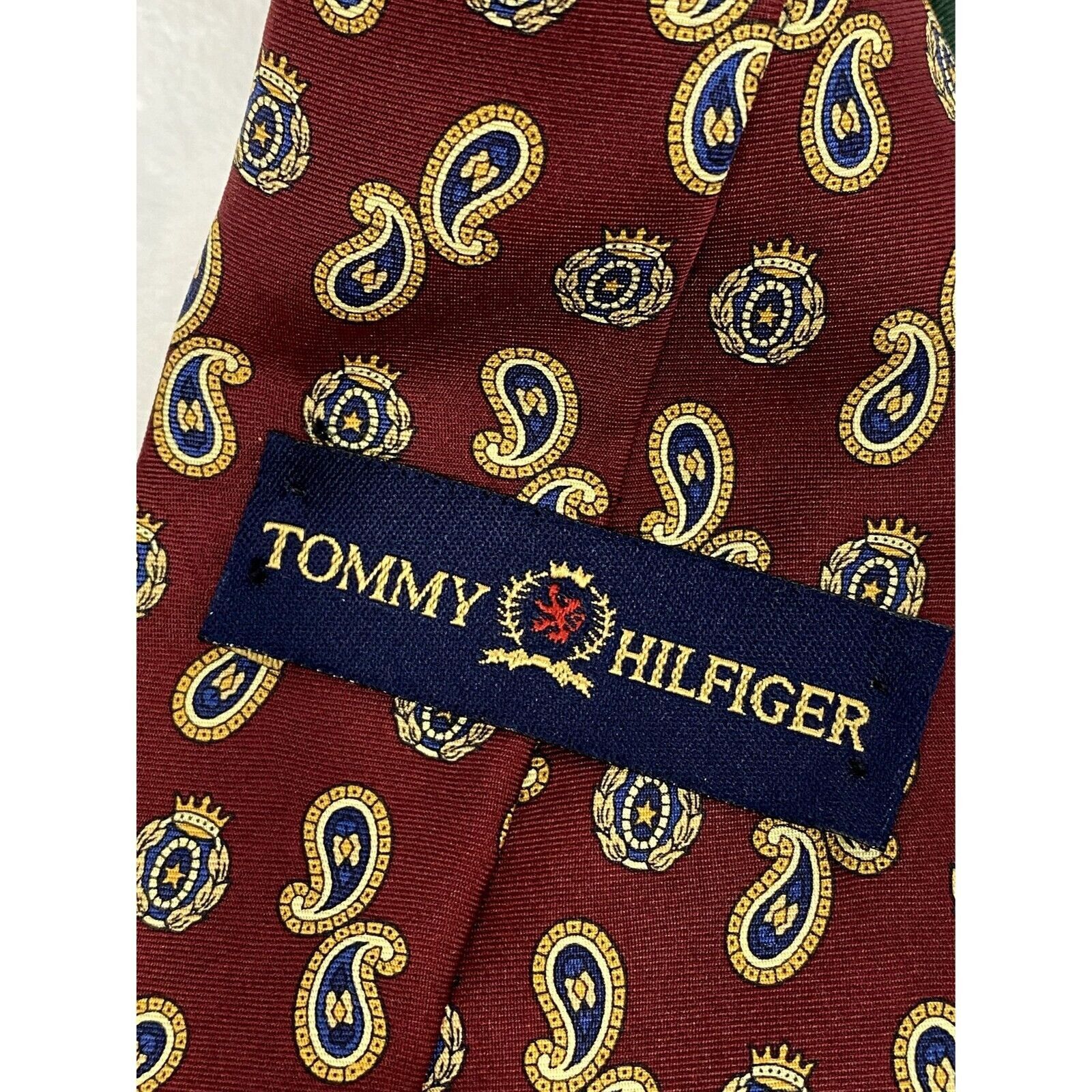 Tommy Hilfiger Tommy Hilfiger Necktie 100% Silk Paisley Crest Print Vtg 60" Size ONE SIZE - 4 Thumbnail