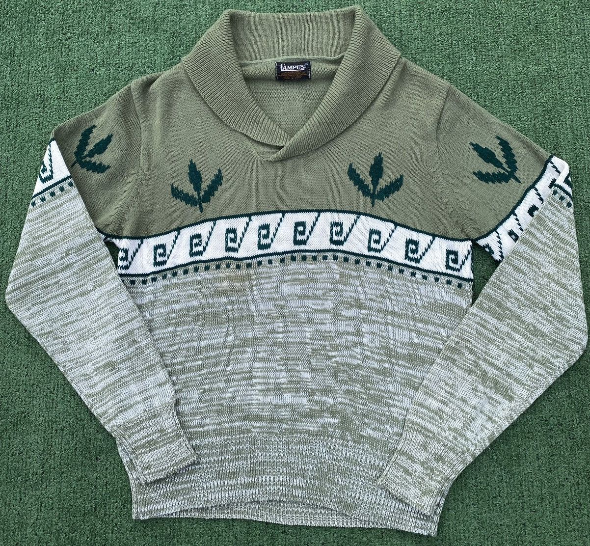 Vintage Vintage 70’s Campus Shawl Neck Sweater Womens Small Size S / US 4 / IT 40 - 1 Thumbnail