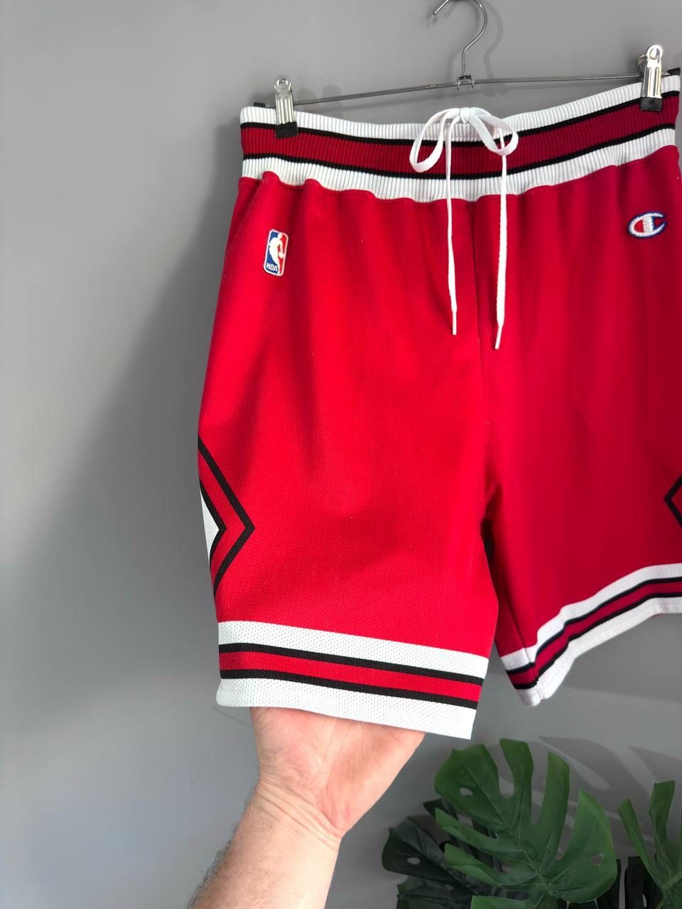 Champion Vintage Champion Chicago Bulls 90s NBA Basketball Shorts, L Size US 34 / EU 50 - 6 Thumbnail