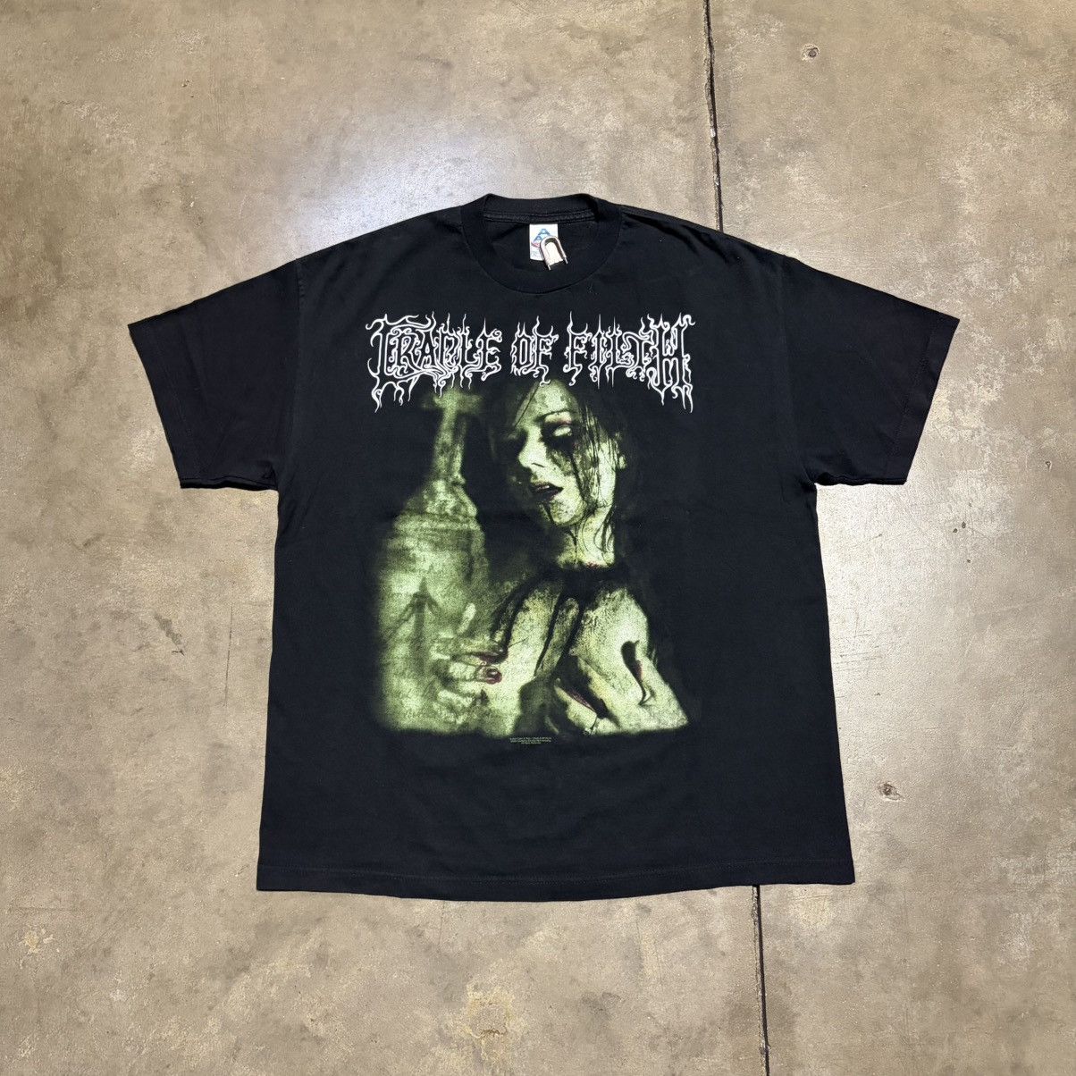 Band Tees Vintage Cradle Of Filth Band T shirt Murder in Thirst Y2K Size US XL / EU 56 / 4 - 1 Thumbnail