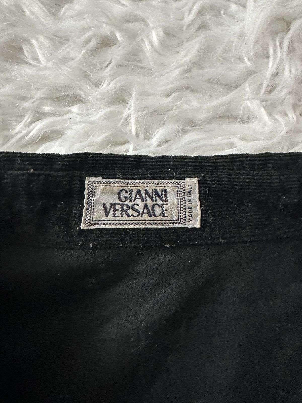Versace ARCHIVAL Gianni Versace 90s Vintage Black Corduroy Overshirt Size US XL / EU 56 / 4 - 5 Thumbnail