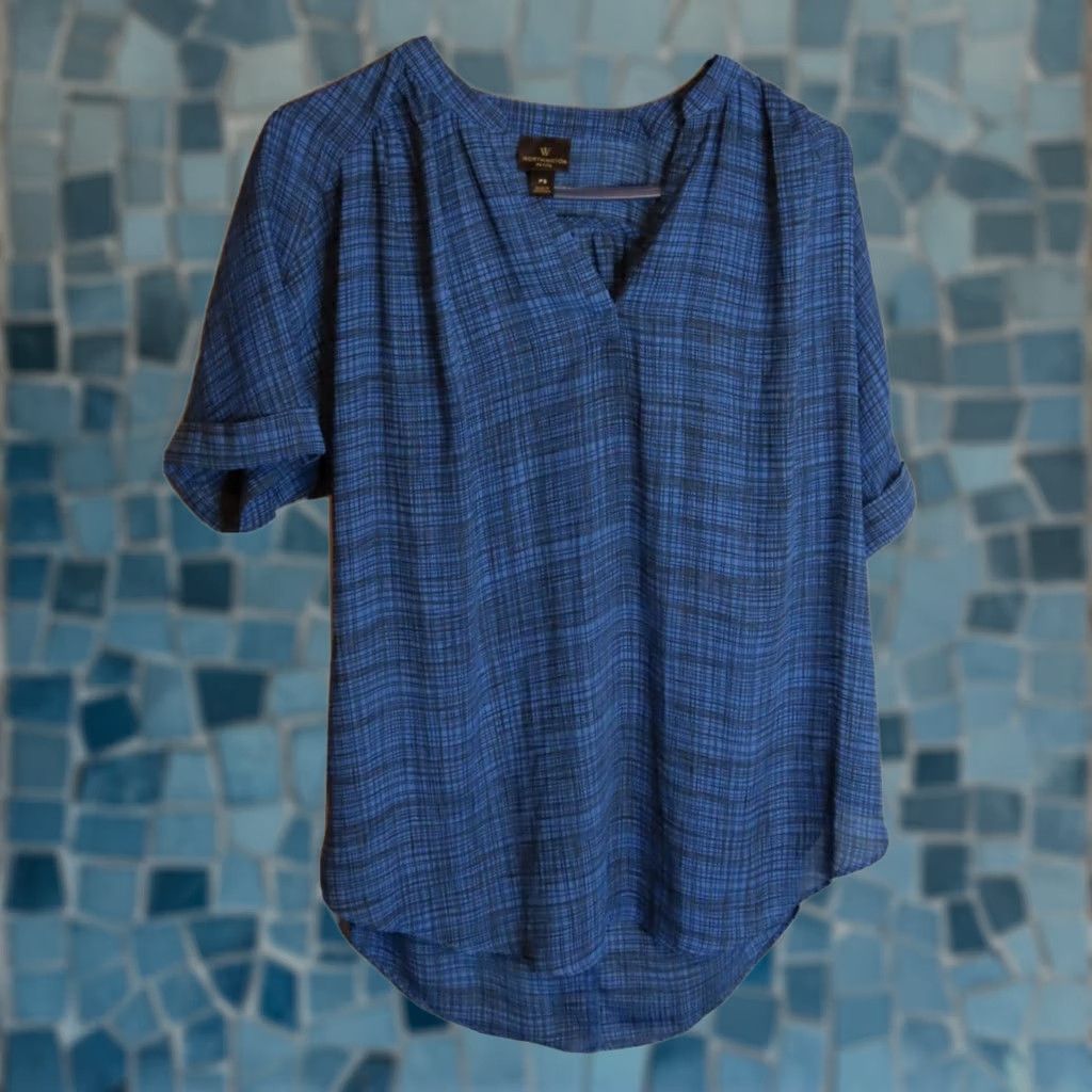 Worthington Worthington Blouse Shirt Women PS Petite V-Neck Short Sleeve Blue Striped Lined Modern Classic Size S / US 4 / IT 40 - 1 Thumbnail