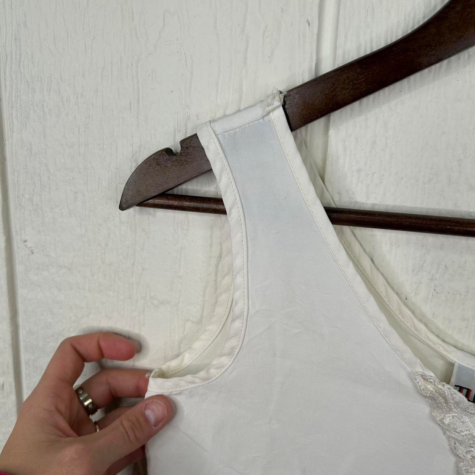Other Vintage 90's White Embroidered Silk Tank Top Small Size S / US 4 / IT 40 - 4 Thumbnail