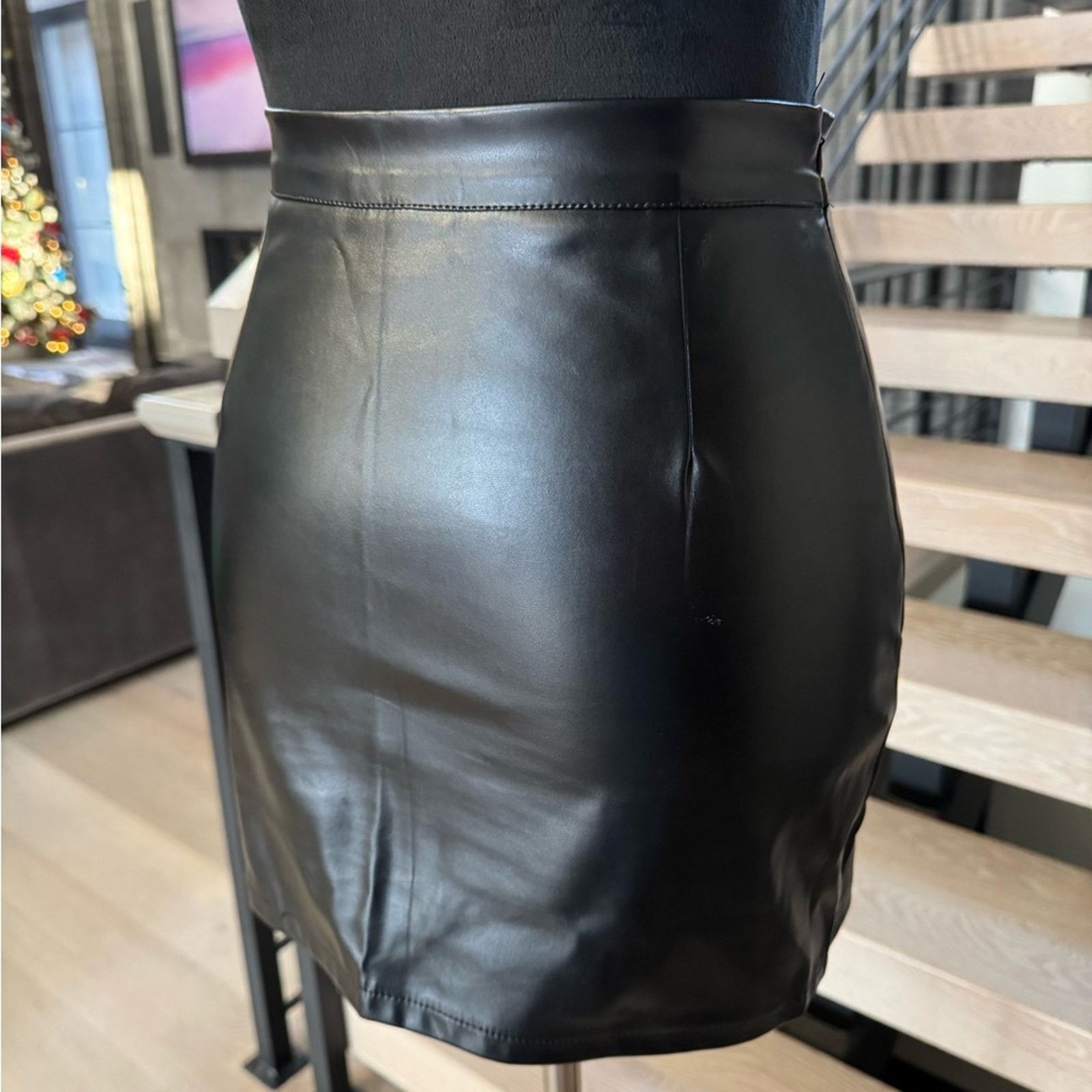Other New High Waist Split Hem Black Faux Leather Mini Skirt XS Size 25" / US 0 / IT 36 - 8 Thumbnail