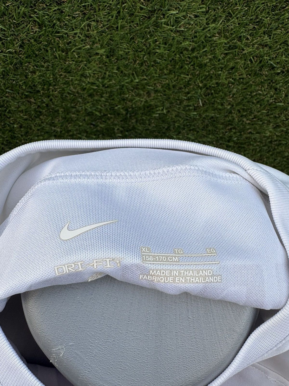 Nike Jersey mbappe psg Size US XS / EU 42 / 0 - 8 Thumbnail