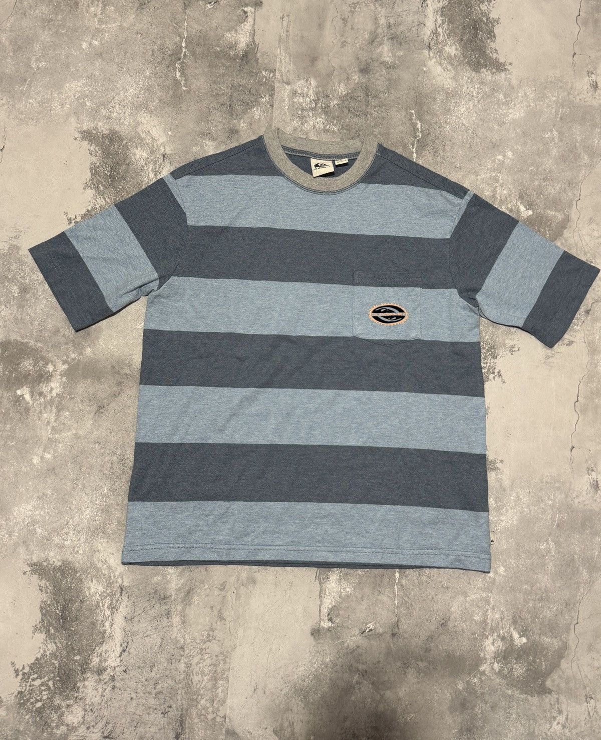 Quiksilver T-shirt vintage quicksilver XL size Size US XL / EU 56 / 4 - 1 Thumbnail