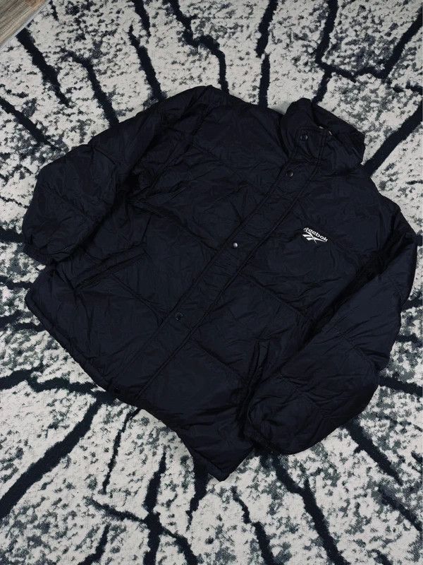 Reebok Vintage Reebok puffer jacket black logo S Size US S / EU 44-46 / 1 - 2 Thumbnail