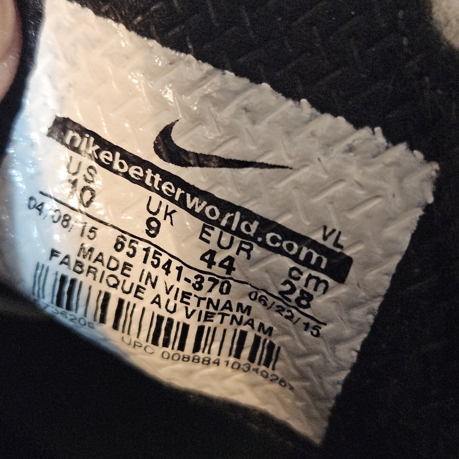 Nike NIKE MAGISTA ONDA IC HYPER Sneakers Men's SIZE 10 EUC Size US 10 / EU 43 - 10 Thumbnail