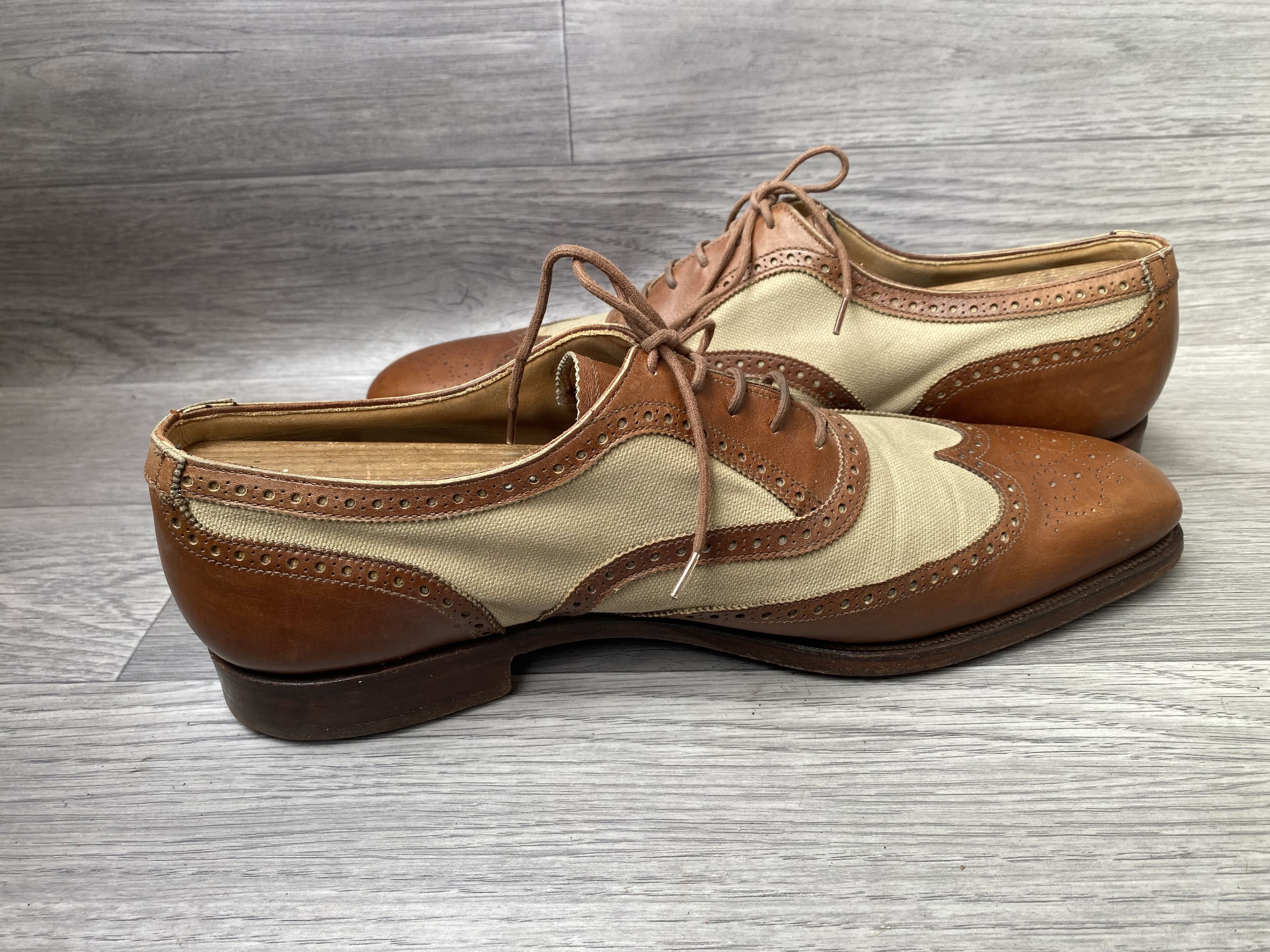 Crockett & Jones Crockett and jones two tone wingtip dress oxford shoes Size US 9 / EU 42 - 12 Thumbnail