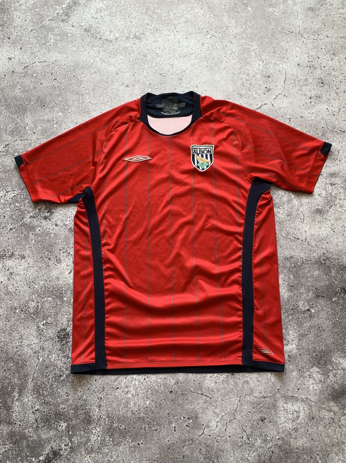 Umbro 🔥UMBRO WEST BROMWICH ALBION 2009/10 AWAY SOCCER SHIRT Size US L / EU 52-54 / 3 - 1 Thumbnail