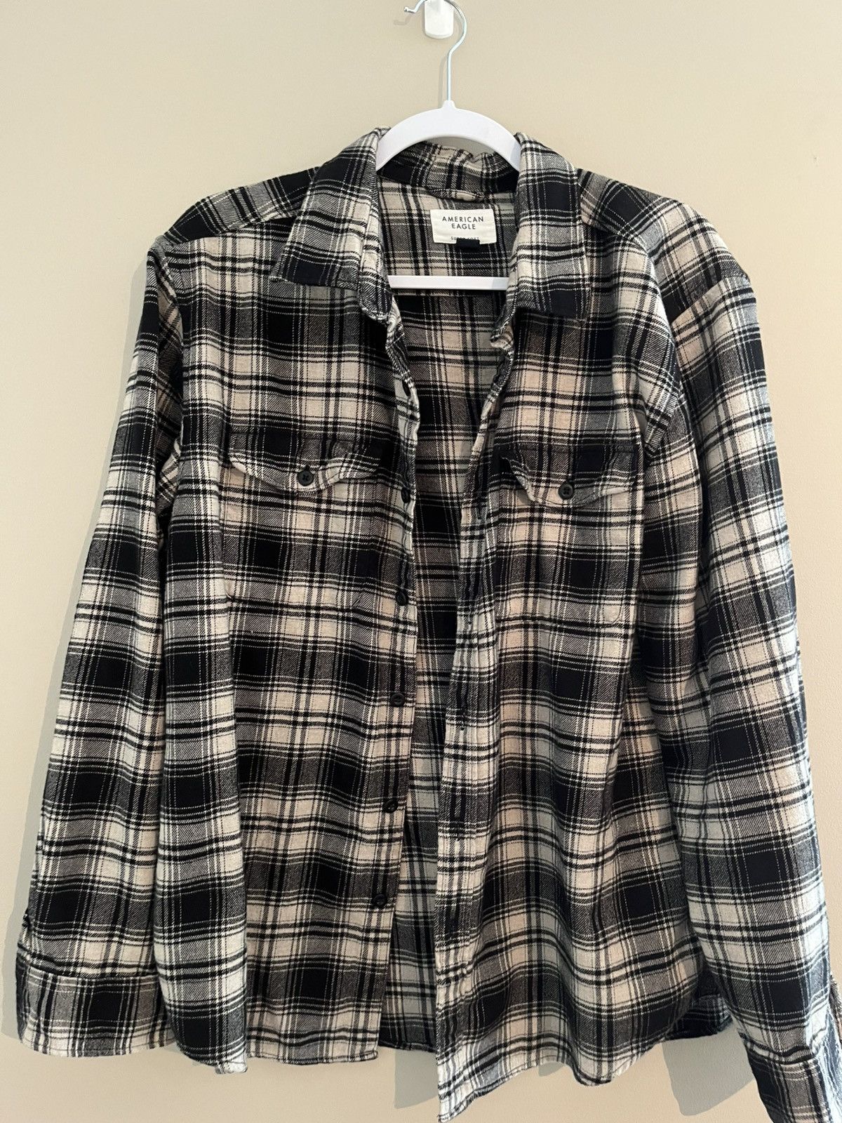 American Eagle Outfitters Black and White Plaid American EagleButton Up Size US L / EU 52-54 / 3 - 1 Thumbnail