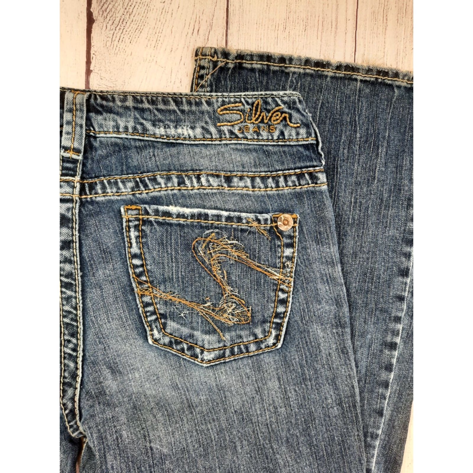 Silver Jeans Co. Women's Silver Jeans Eden Flare Thick-Stitch Flare Leg Med Wash 29x31 Size 29" - 7 Thumbnail