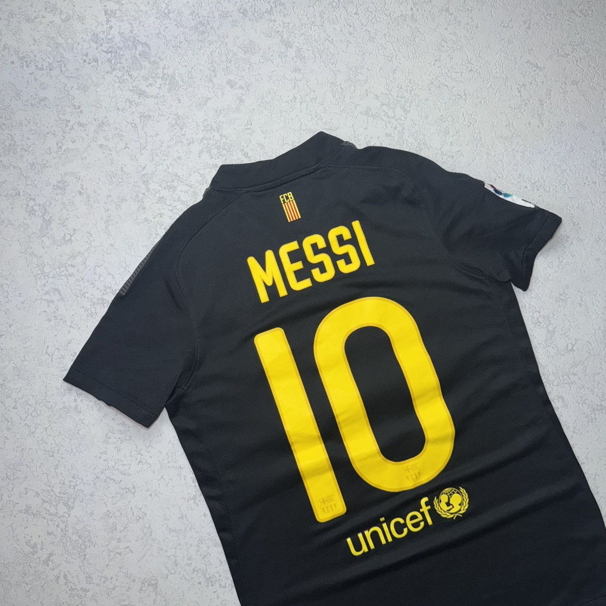 Nike Nike FC Barcelona 2011 Away Jersey MESSI #10 Size US S / EU 44-46 / 1 - 8 Thumbnail