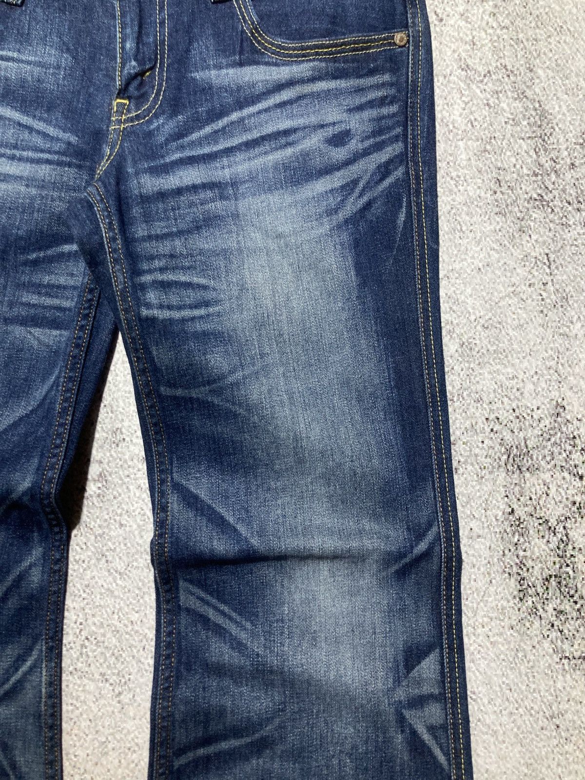 Levi's Vintage Clothing Vintage Levis Buckleback Bootcut Clawmark Flared Jeans Pants Size US 30 / EU 46 - 9 Thumbnail