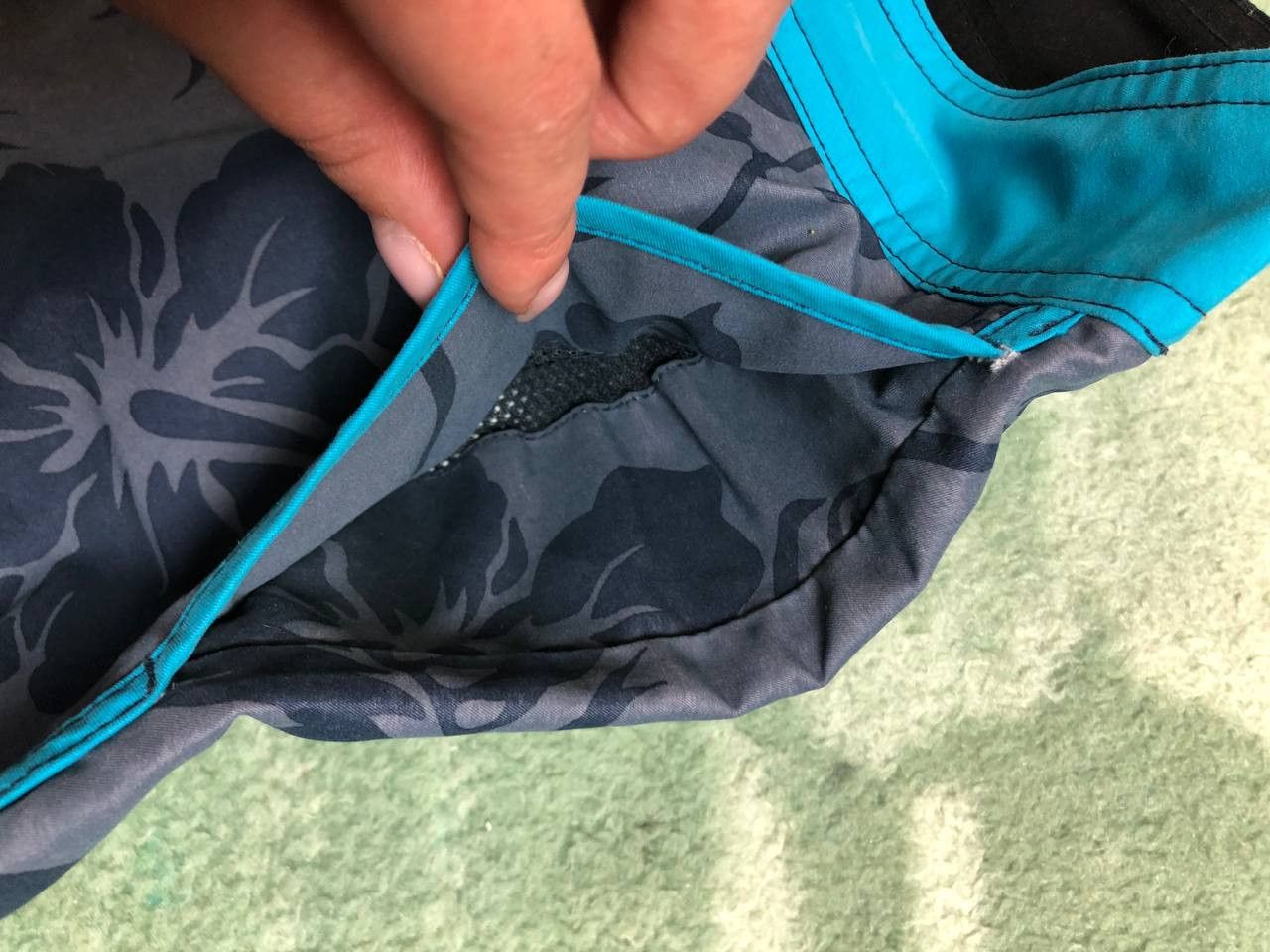 Quiksilver Quiksilver Shorts Size US 36 / EU 52 - 16 Thumbnail