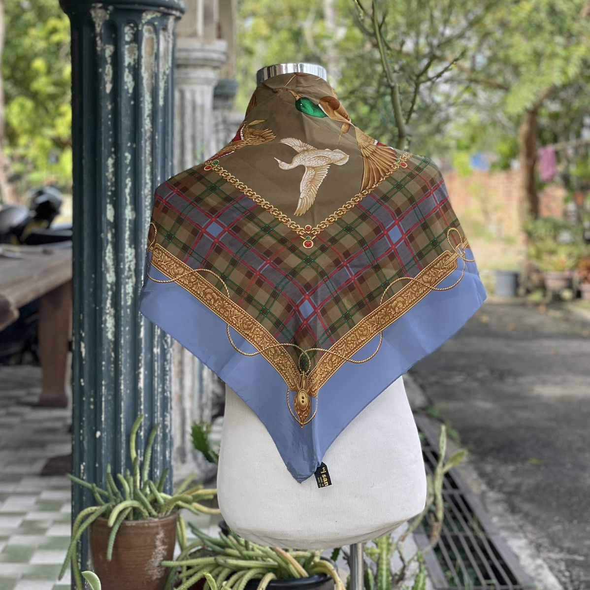 Designer × La Milano " i santi" Milano Silk Scarf Size ONE SIZE - 1 Thumbnail