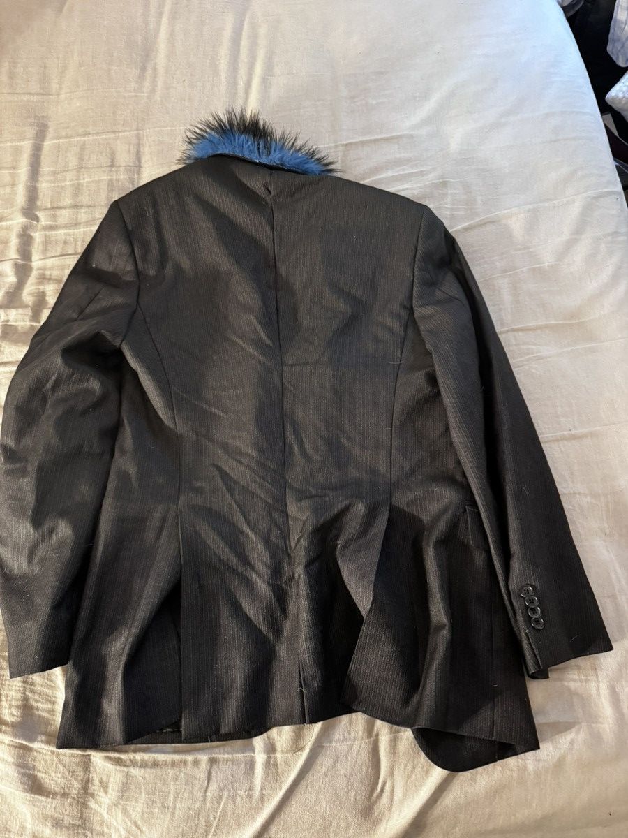John Varvatos John Varvatos USA 38R Pinstripe Blazer Blue Faux Fur Collar Size 38R - 7 Thumbnail