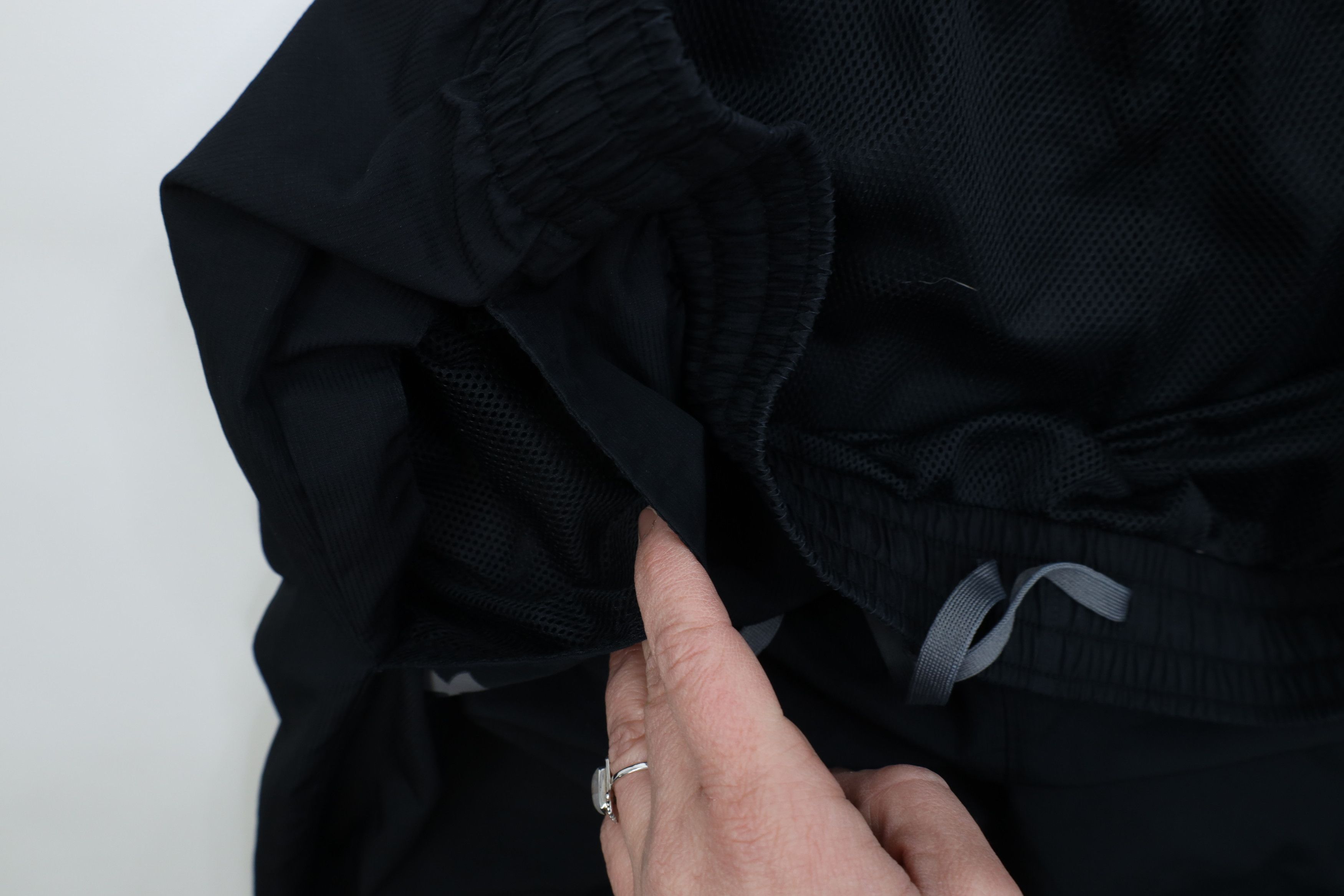 Under Armour Under Armour Fit Lined Wide Leg Windbreaker Pants Black Size US 40 / EU 56 - 10 Thumbnail