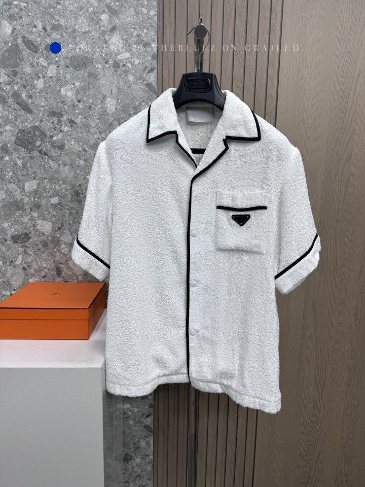 Prada White Short Sleeve Shirt with Black Trim Size US M / EU 48-50 / 2 - 1 Preview