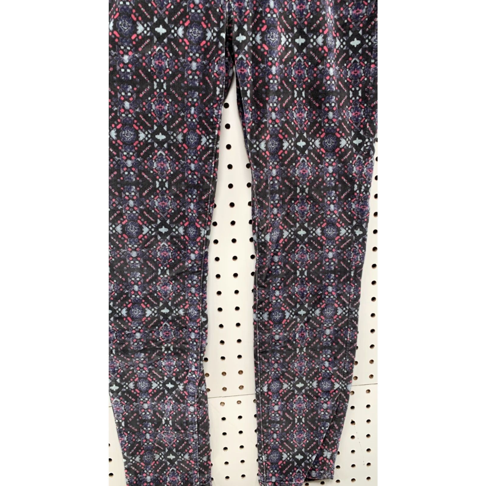 Free People Free People Velvet Velour Skinny Pants Womens 27 Regular 31x26 Multicolor Polka Dot Adult Womens Pants 90s Theme Size 27" / US 4 / IT 40 - 3 Thumbnail