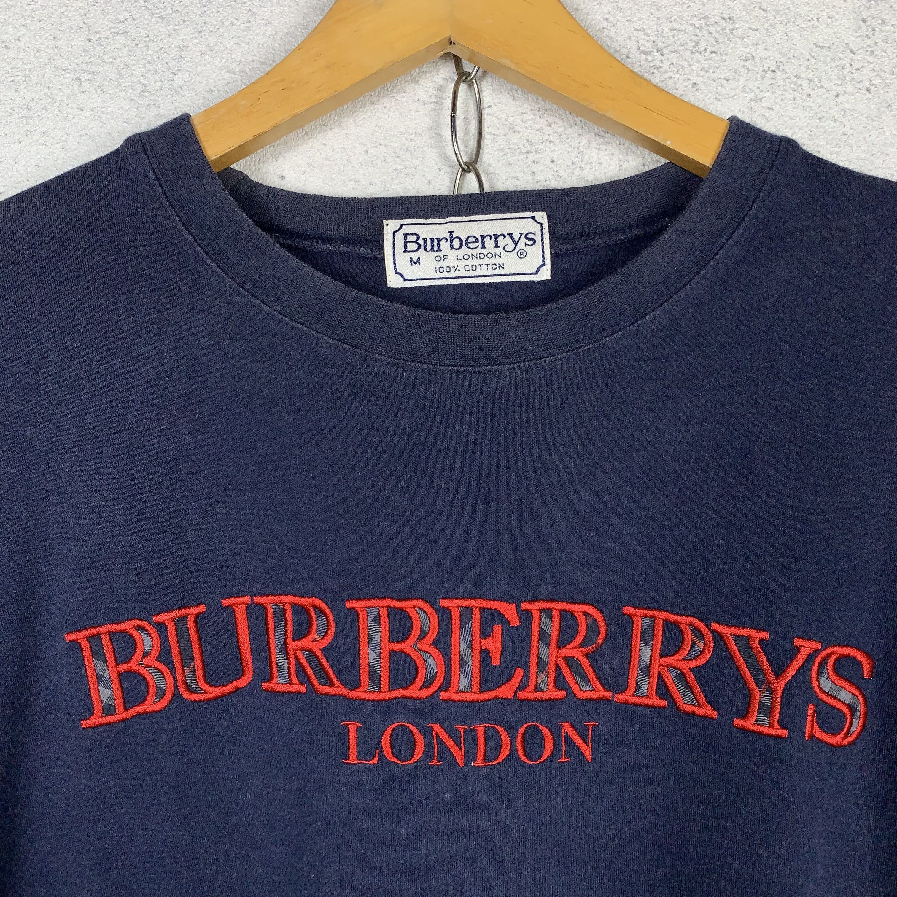 Burberry Vintage Burberry London Tshirt Size US M / EU 48-50 / 2 - 2 Thumbnail