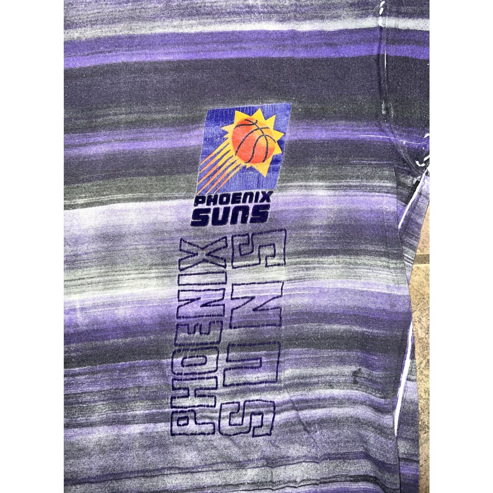 Vintage VINTAGE 1990s Magic Johnson T’s PHOENIX SUNS single stitch TEE MENS M Shirt Purple Men Size US M / EU 48-50 / 2 - 2 Thumbnail