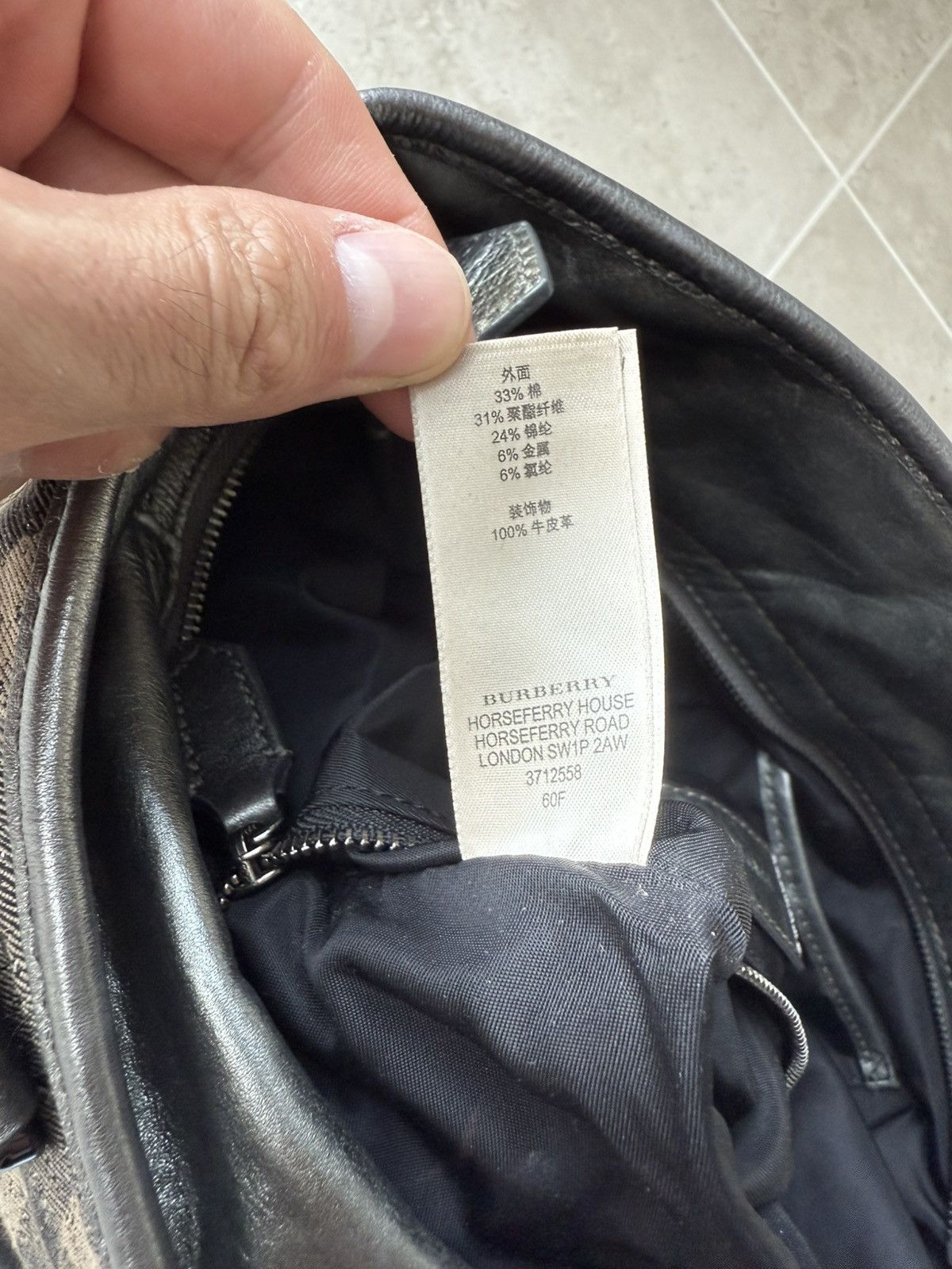 Burberry Burberry Pewter Shimmer Check Tote Should Bag Size ONE SIZE - 14 Thumbnail