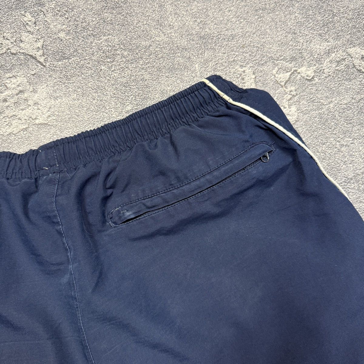 Nike × Vintage Nike Vintage Shorts 90s Size US 34 / EU 50 - 7 Thumbnail