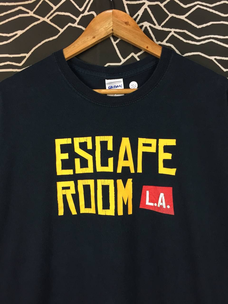 Gildan Escape Room L.A. Distressed Logo Promotional Tee Size US L / EU 52-54 / 3 - 3 Thumbnail