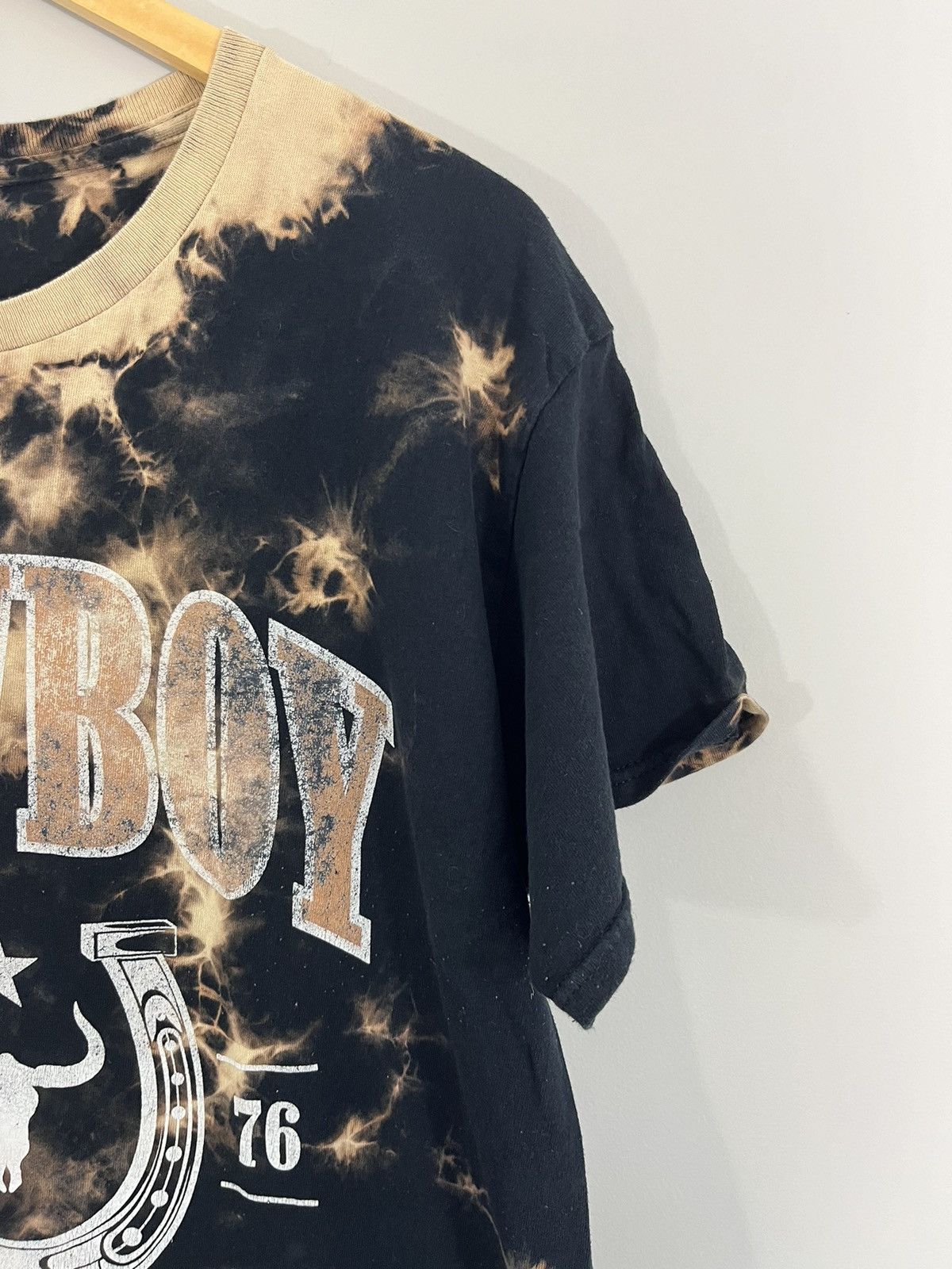 Vintage Distressed Tye Dye Cowboys Rodeos Faded Bleach Tee Size US L / EU 52-54 / 3 - 4 Thumbnail