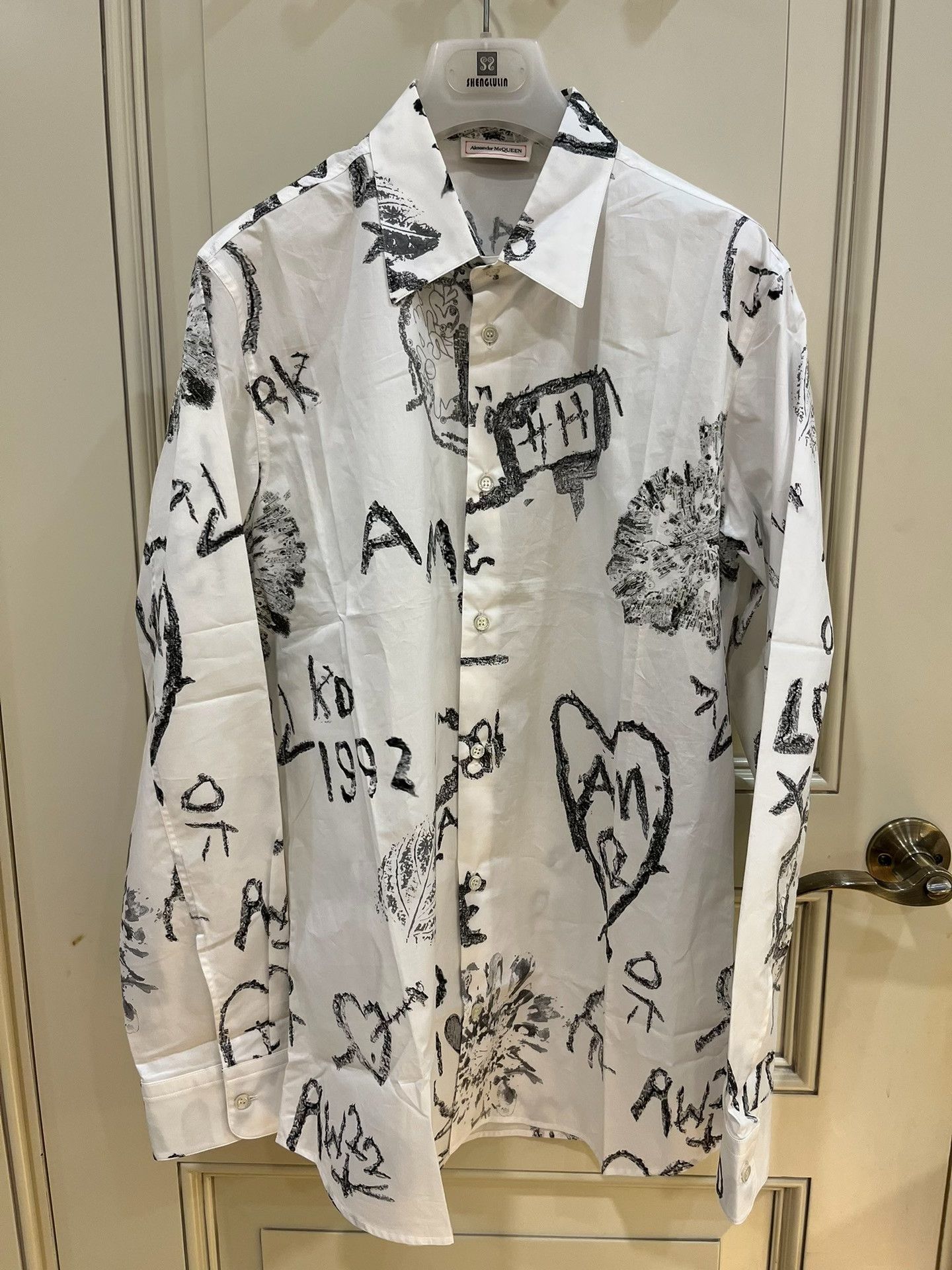 Alexander McQueen Alexander McQueen Graffiti Print White Shirt Size US XXS / EU 40 - 1 Thumbnail