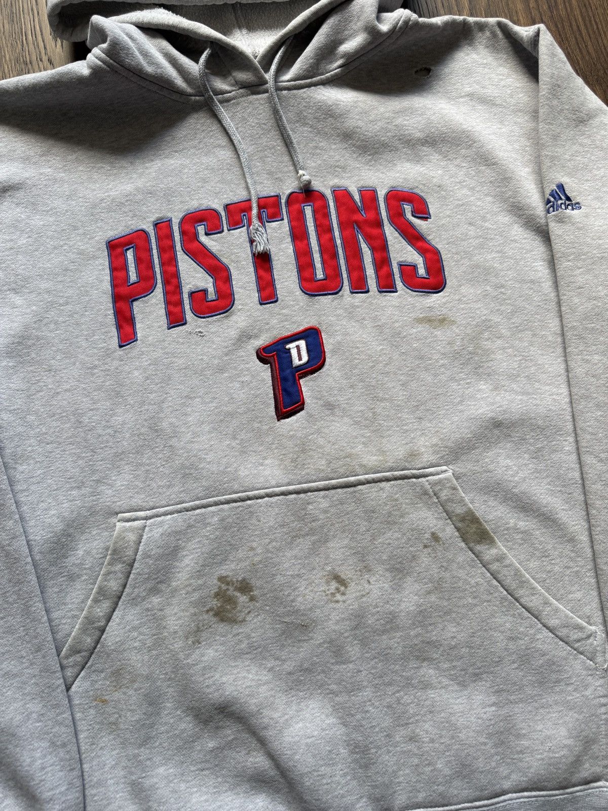 Vintage Vintage Y2K Detroit Pistons Adidas Hoodie Sweatshirt Size US L / EU 52-54 / 3 - 2 Thumbnail