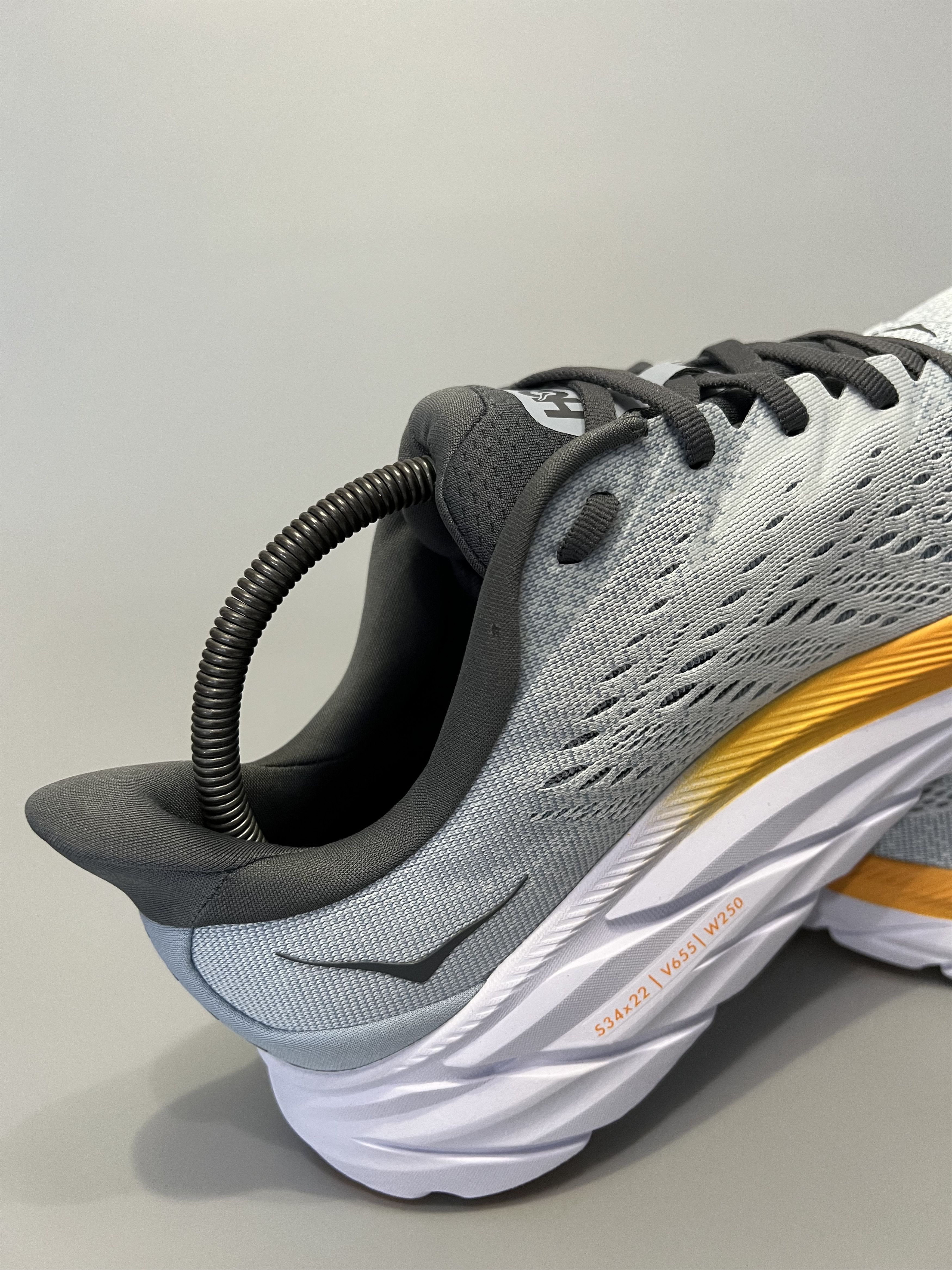 Hoka 10.5D Hoka One One Clifton 8 Running Shoes Gym Walking Size US 10.5 / EU 43-44 - 7 Thumbnail