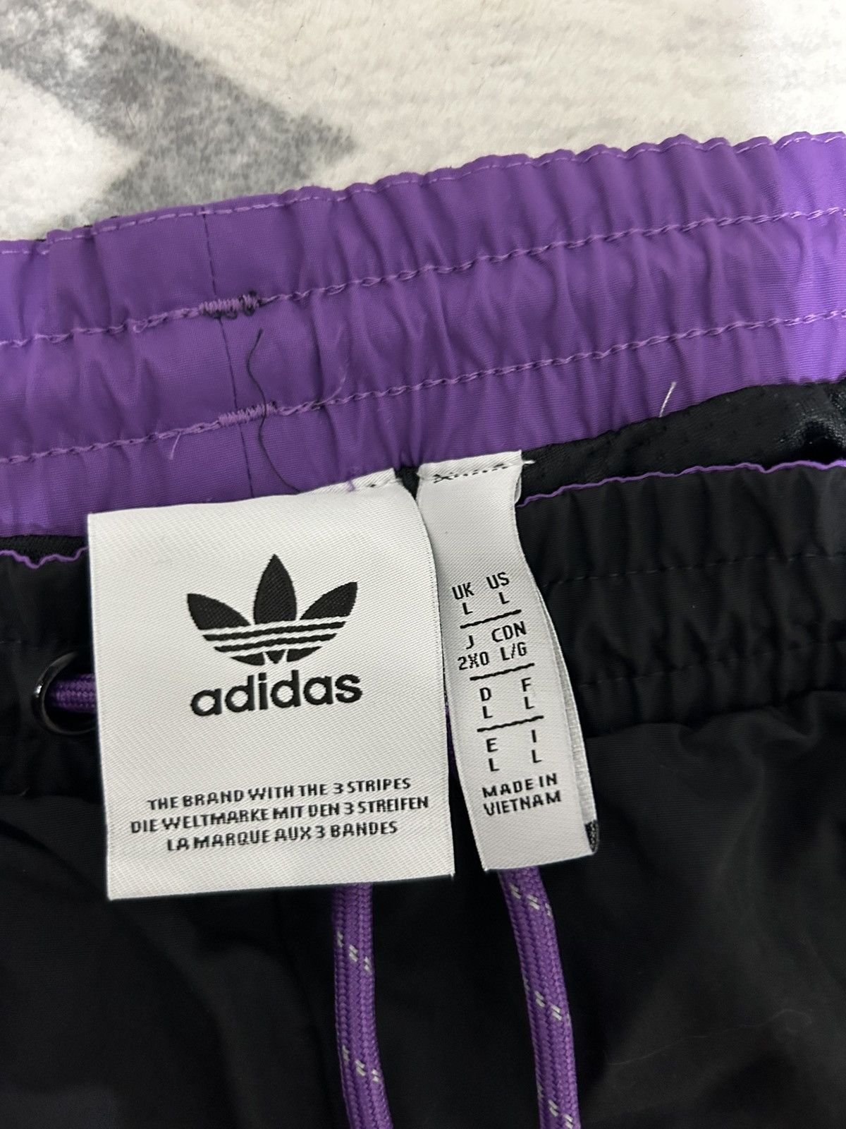 Adidas Adidas track pants Size US 34 / EU 50 - 5 Thumbnail