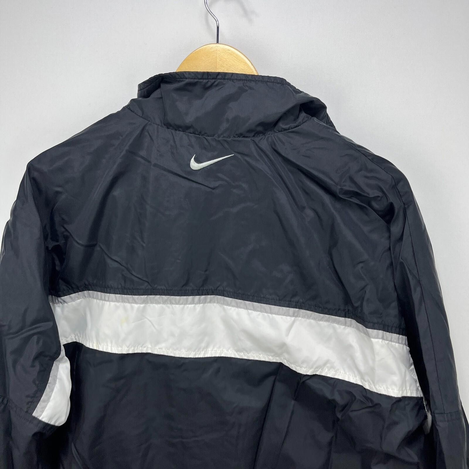 Nike Vintage Y2K Nike Swoosh Windbreaker Jacket Large Size US L / EU 52-54 / 3 - 11 Thumbnail